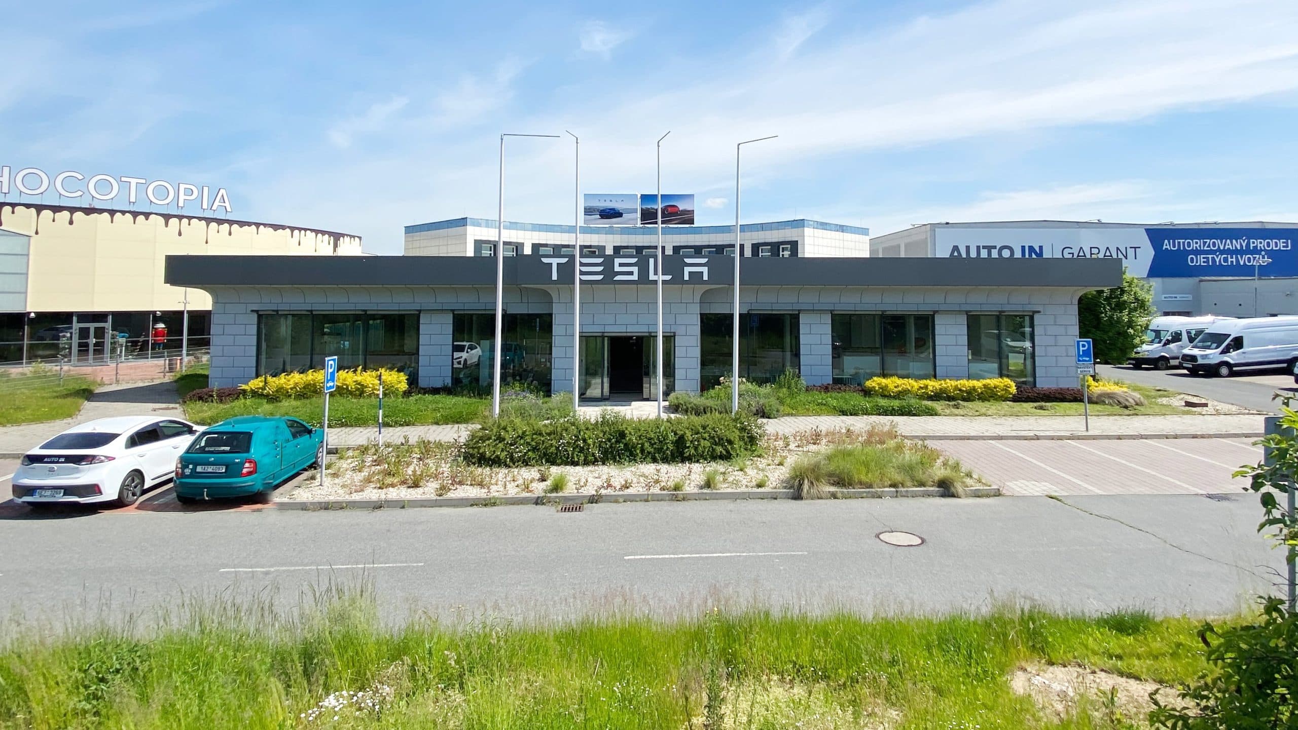 Tesla nový showroom Praha
