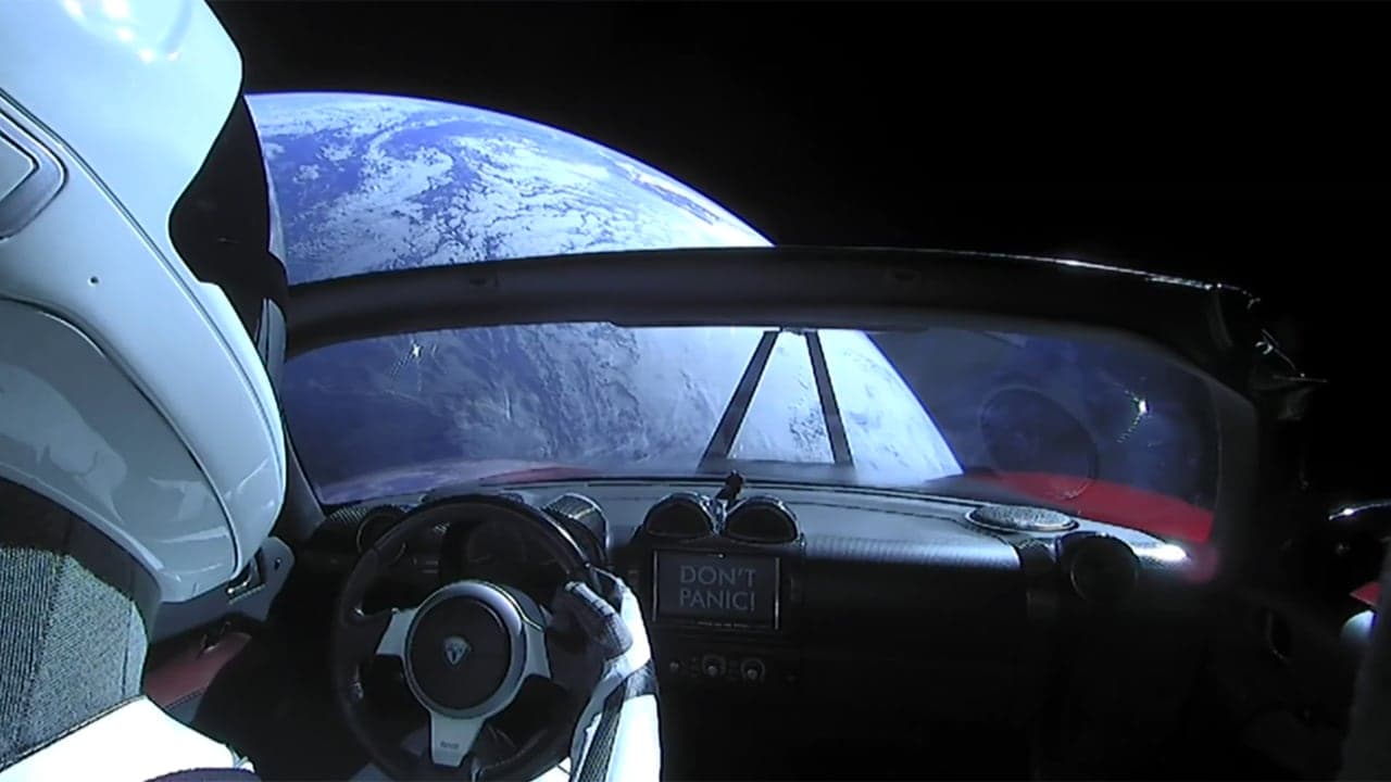 Starman v kabině Tesly