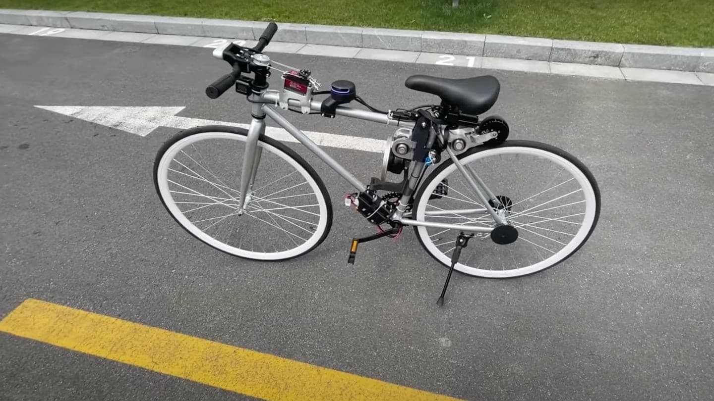 Xuan, samovyvažovací a autonomní elektrokolo