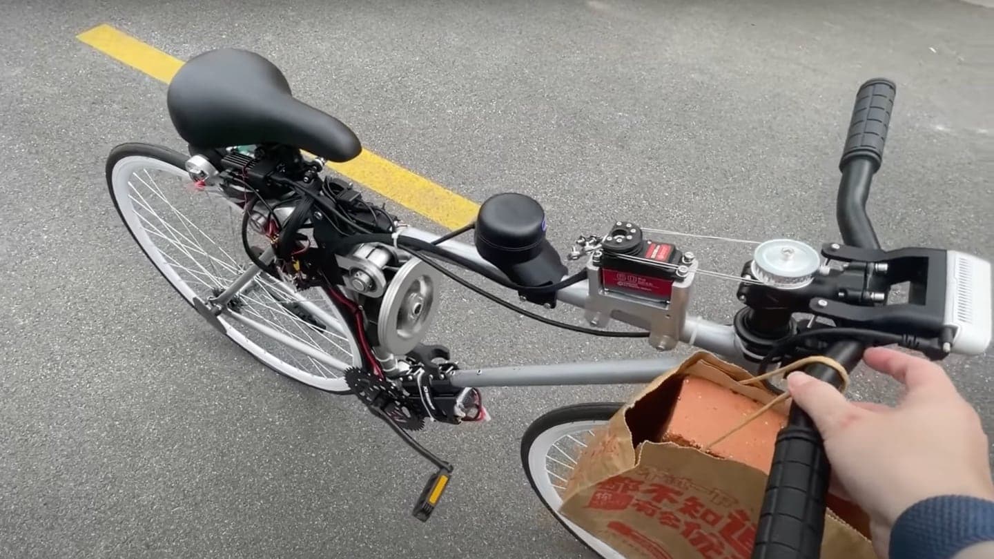 Xuan, samovyvažovací a autonomní elektrokolo