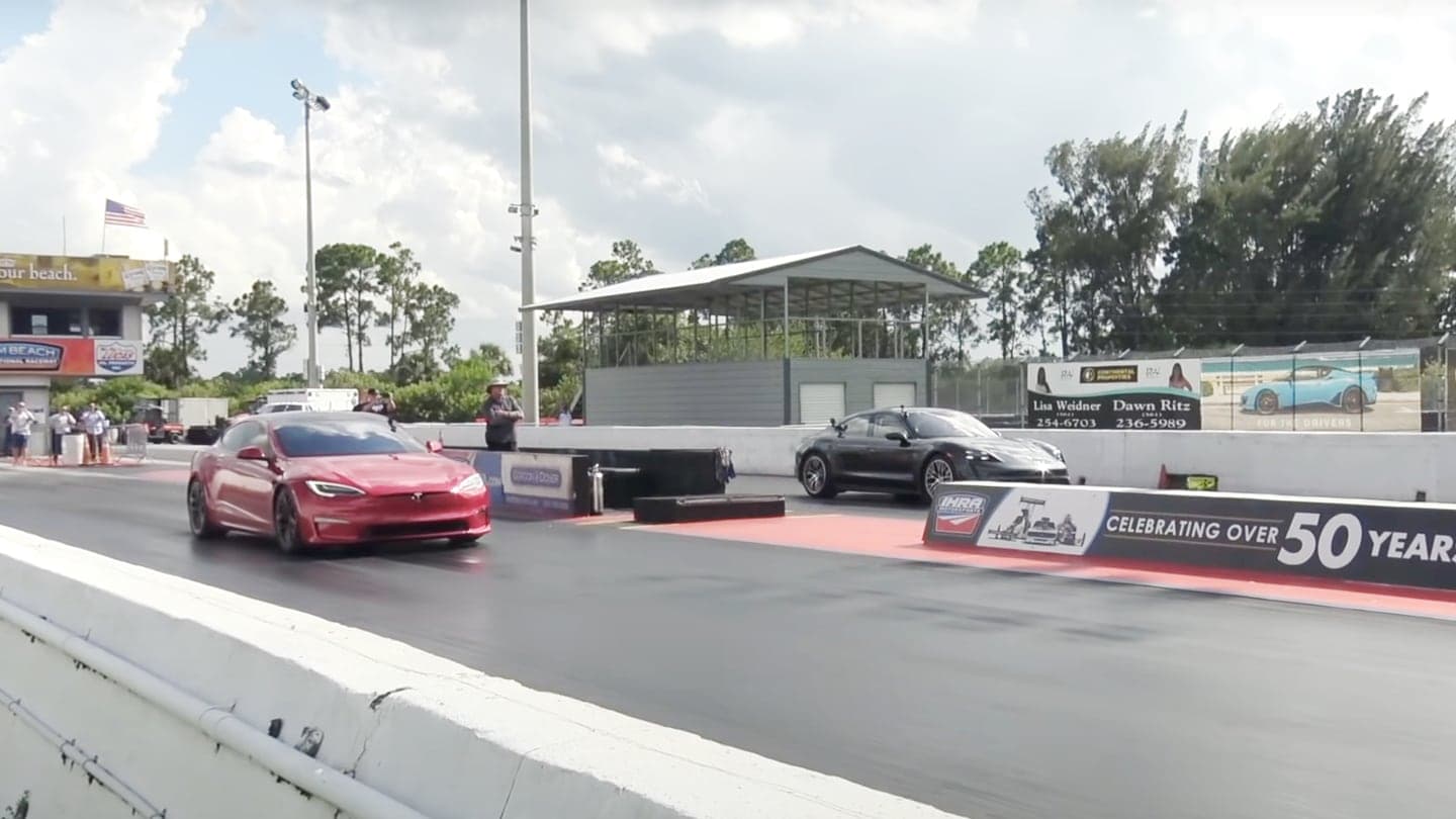 Tesla Model S Plaid vs Porsche Taycan Turbo S