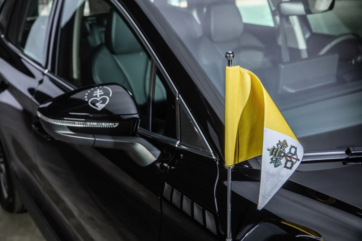 Elektromobil Škoda Enyaq pro papeže