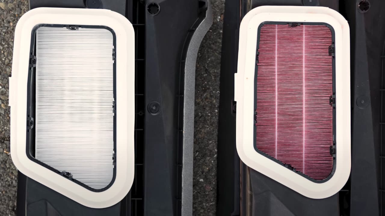 Čistý HEPA filtr před experimentem a po pokusu