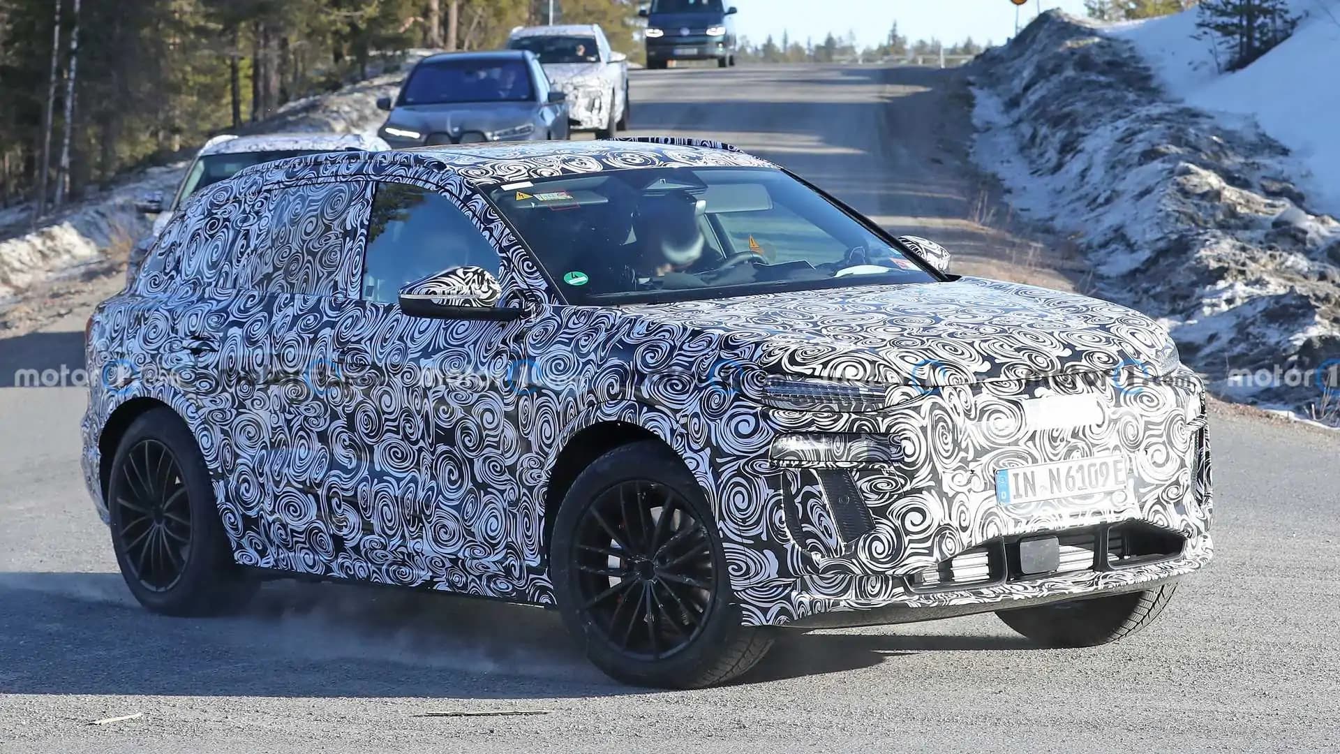 Audi RS Q6 e-tron kamufláž