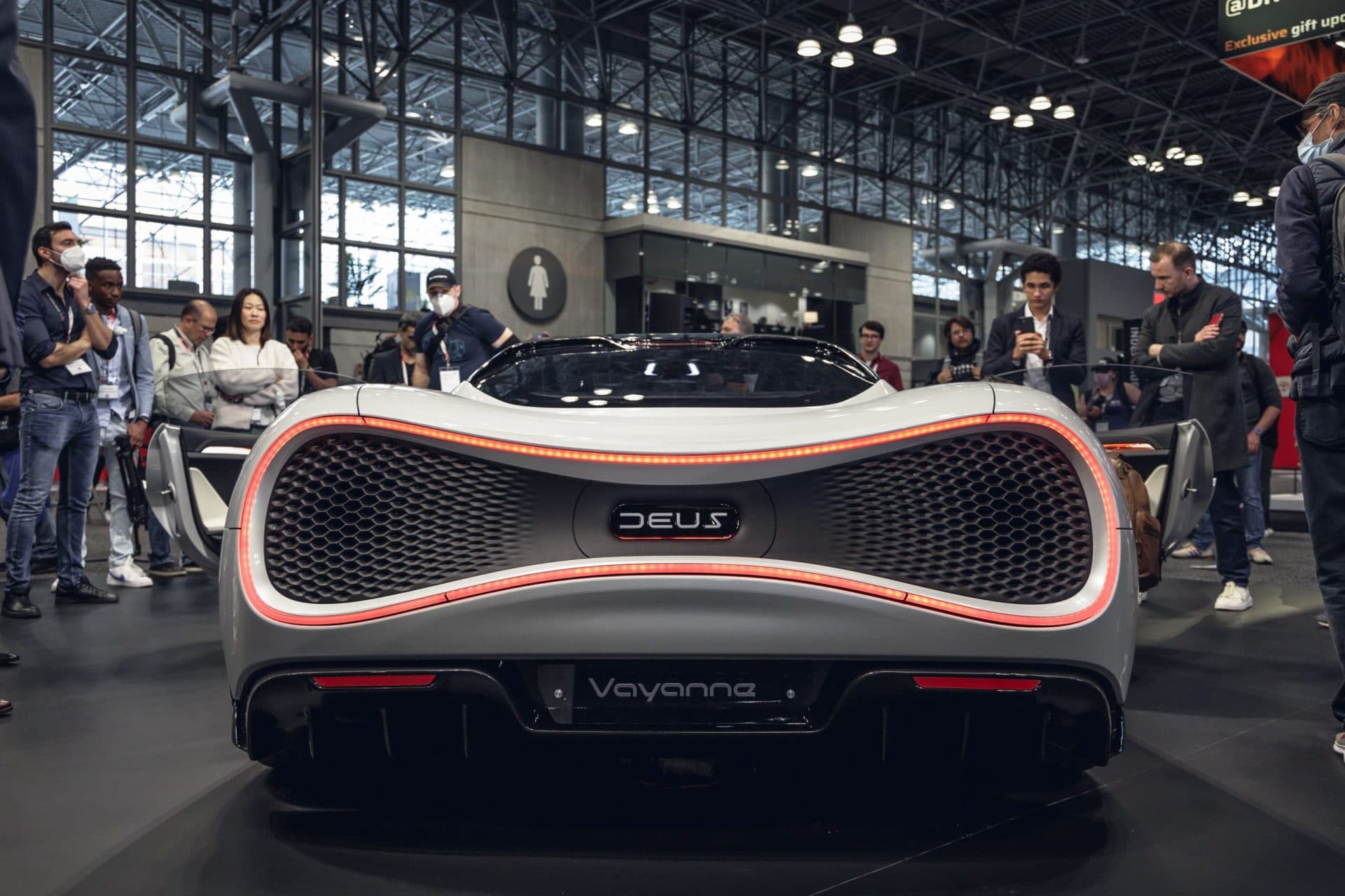 Deus Vayanne hypercar