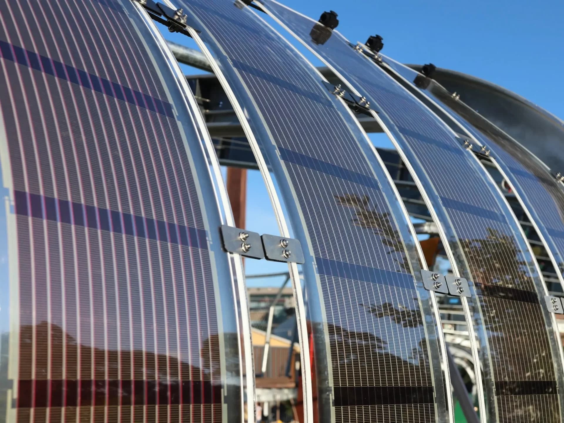 Pružné tištěné solární panely