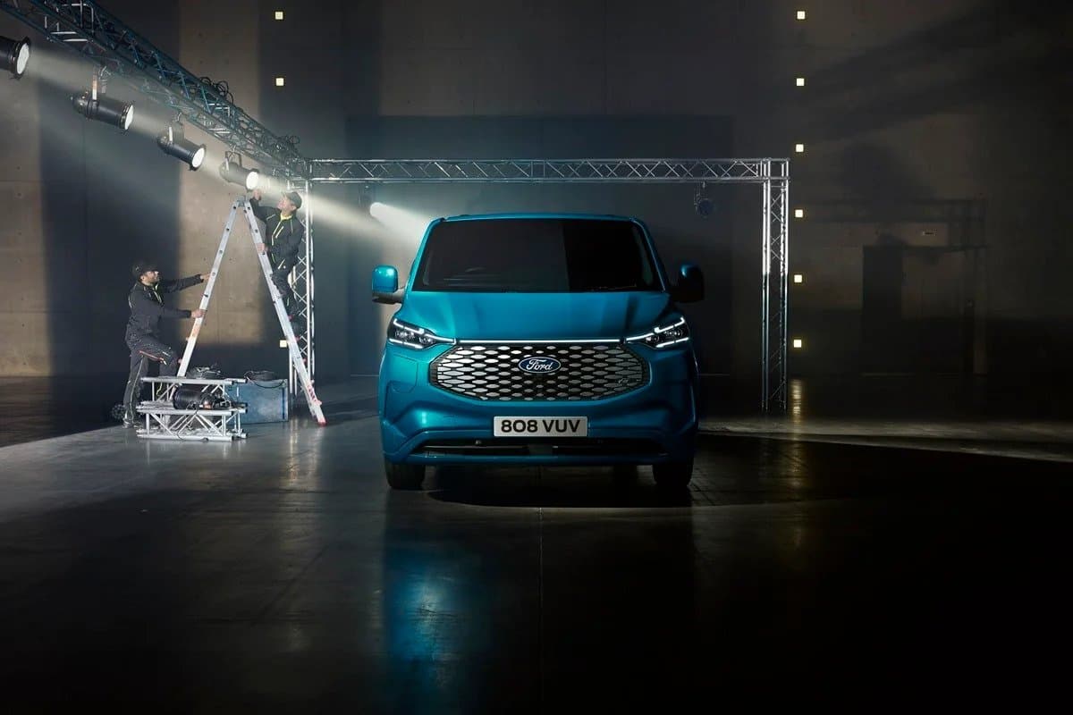 Ford E-Transit Custom