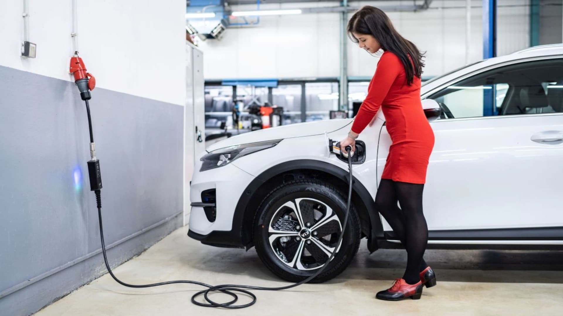 Nabíjení elektromobilu ze 400V zásuvky