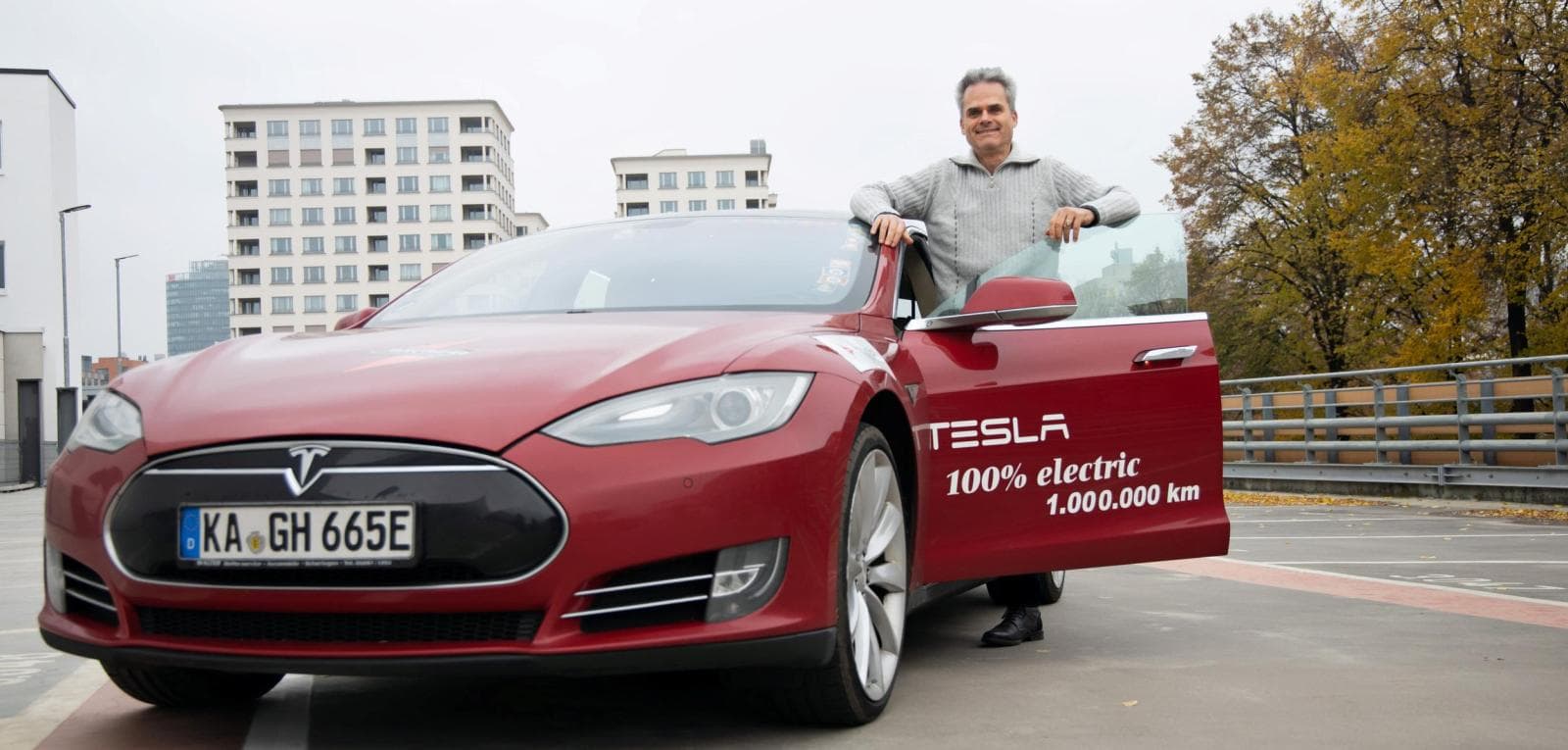 Majitel se svojí Teslou Model S