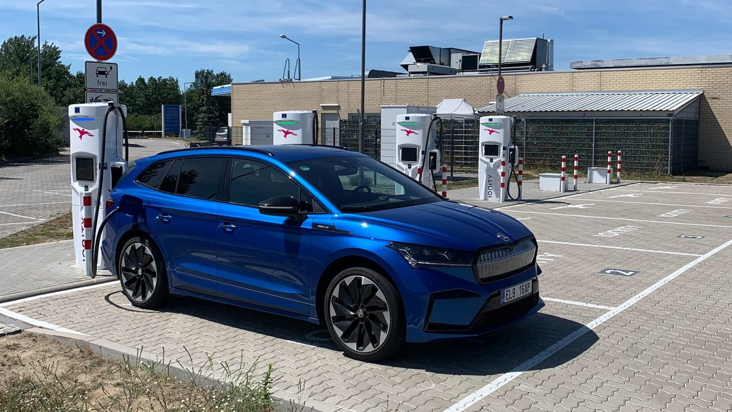 Situace na nabíječkách v Německu byla zcela odlišná