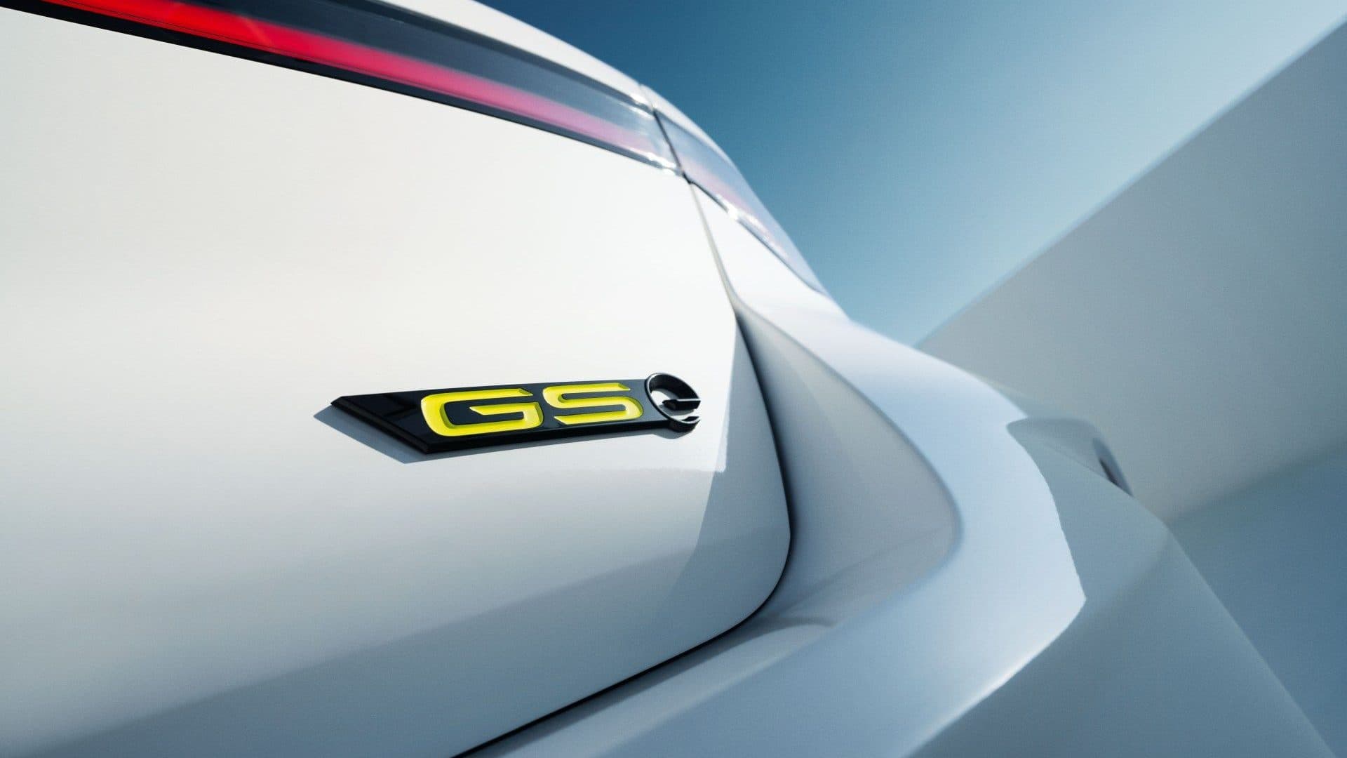 Záď vozu Opel Astra GSe