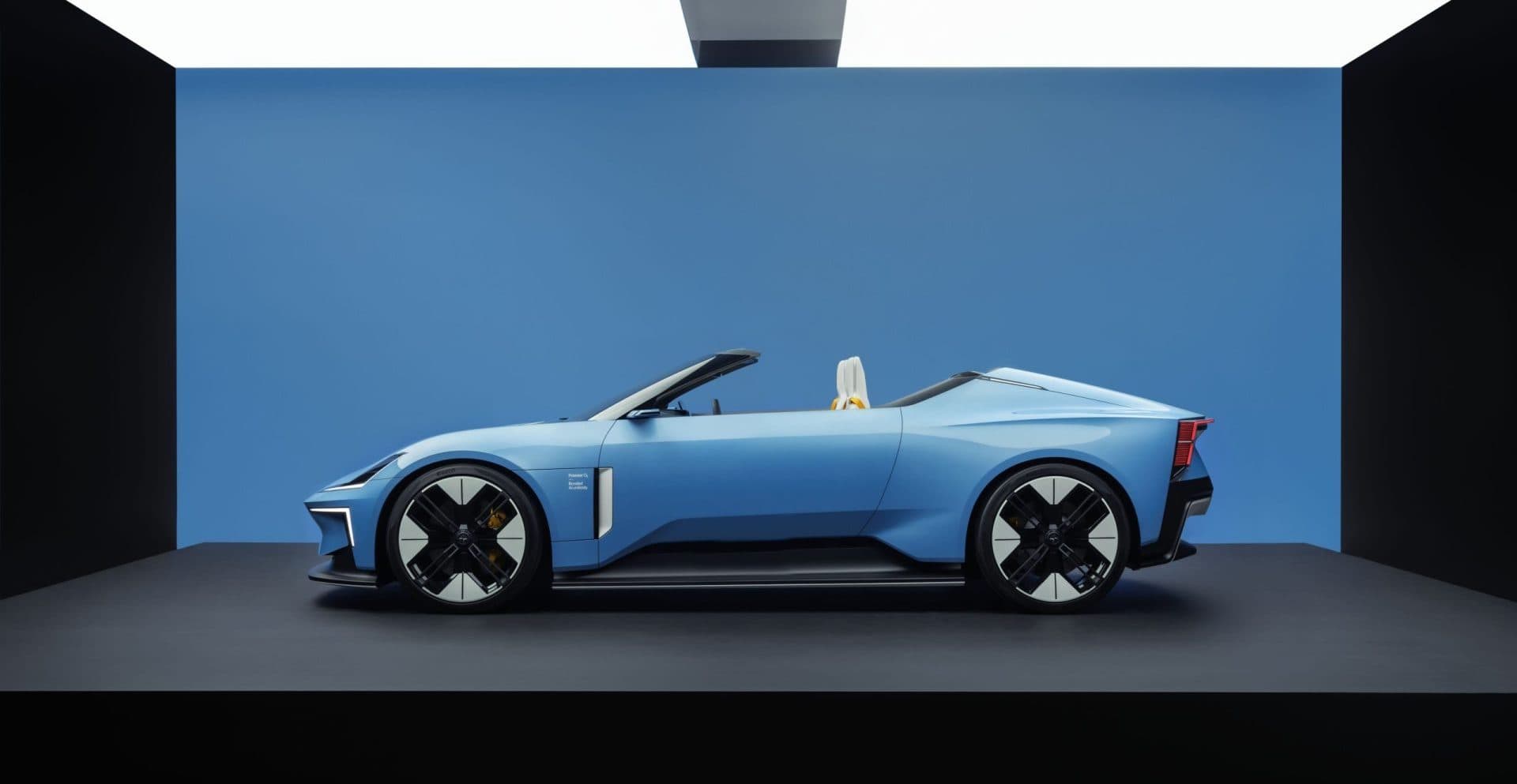 Polestar 6 elektrické kabrio