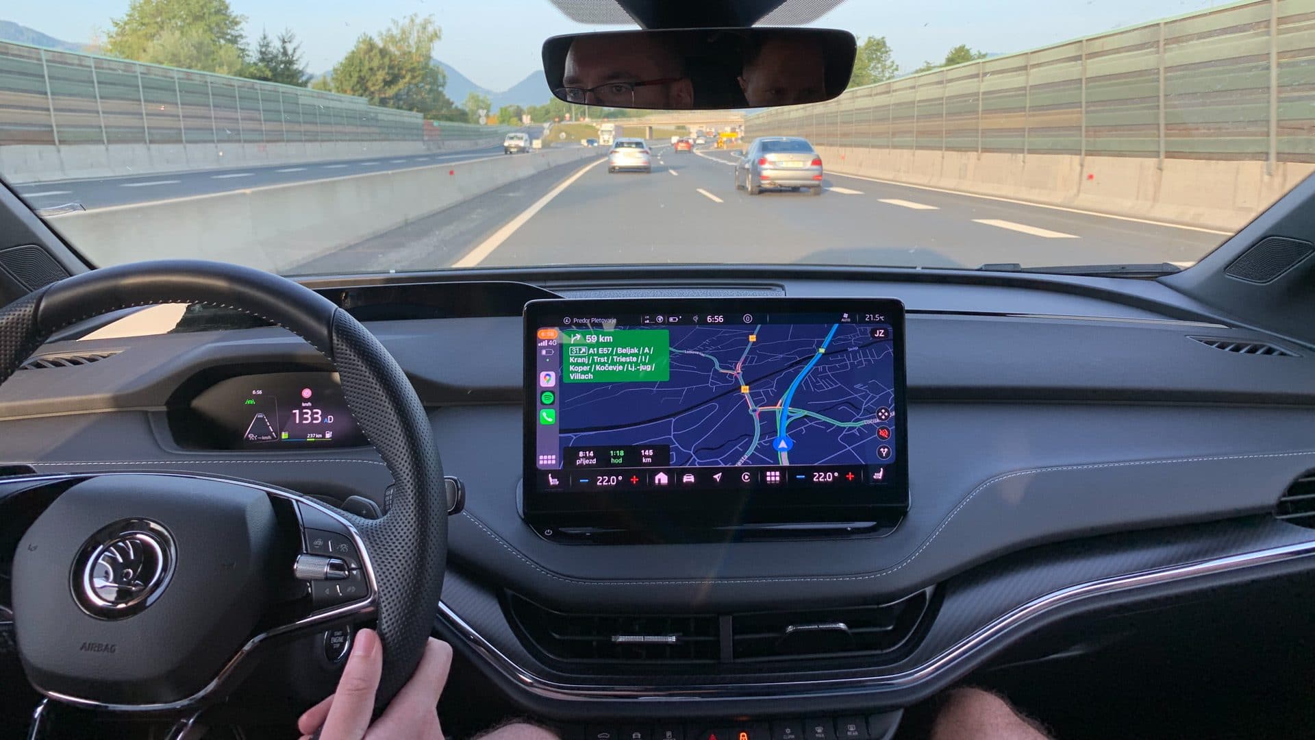 Jízda po dálnici ve Slovinsku