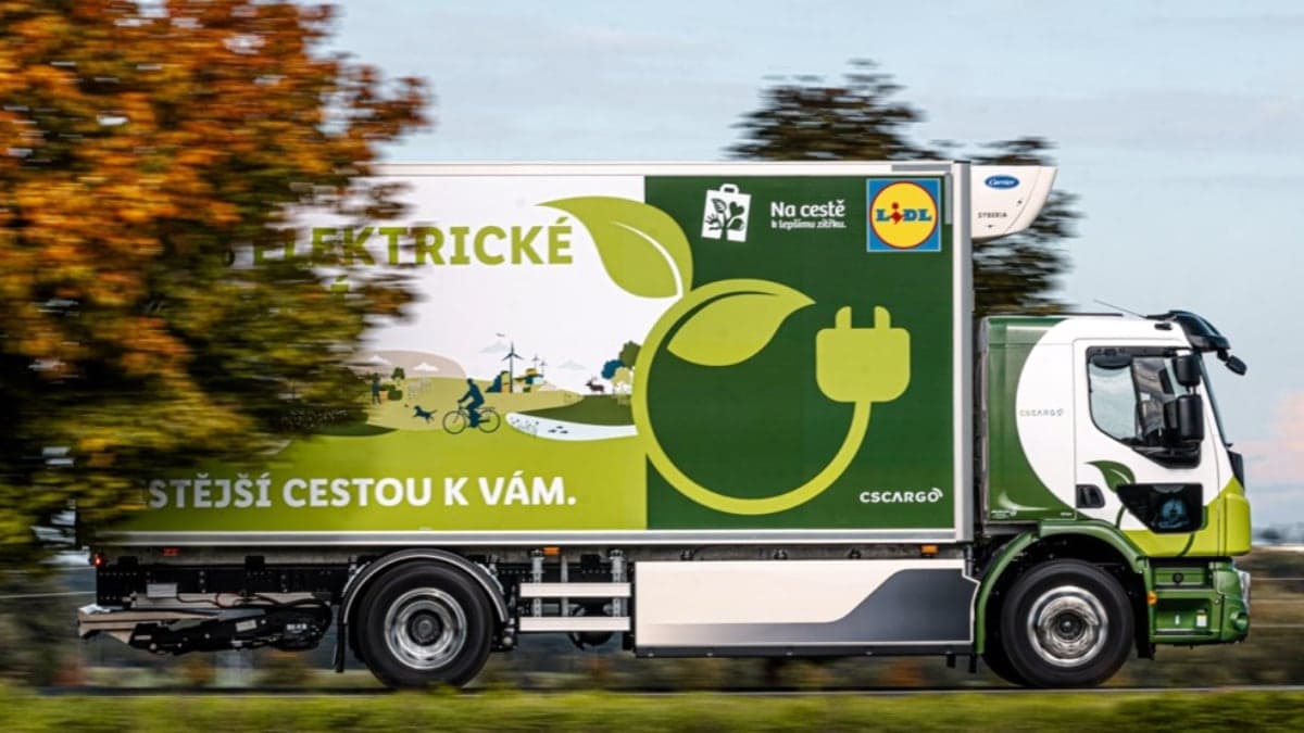 Volvo FE Electric nově jezdí ve službách Lidlu
