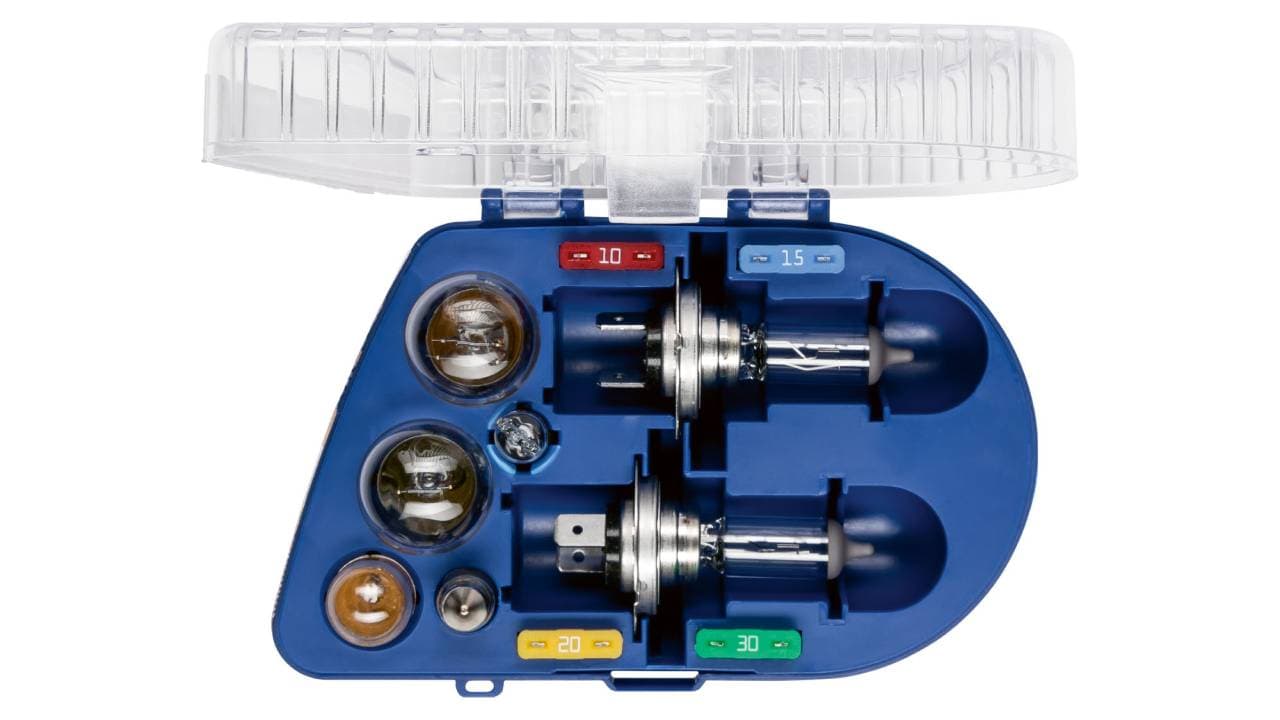 Sada náhradních žárovek a pojistek
