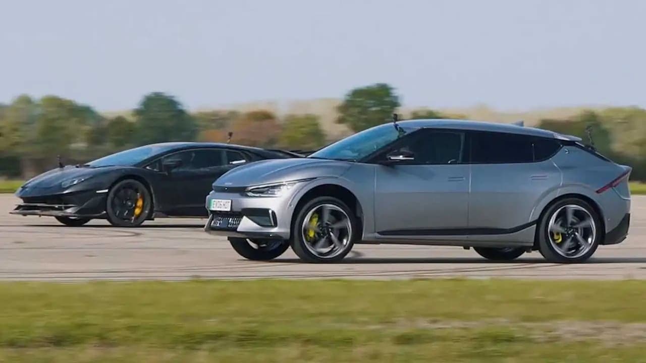 Kia EV6 GT vs Lamborghini Aventador SVJ