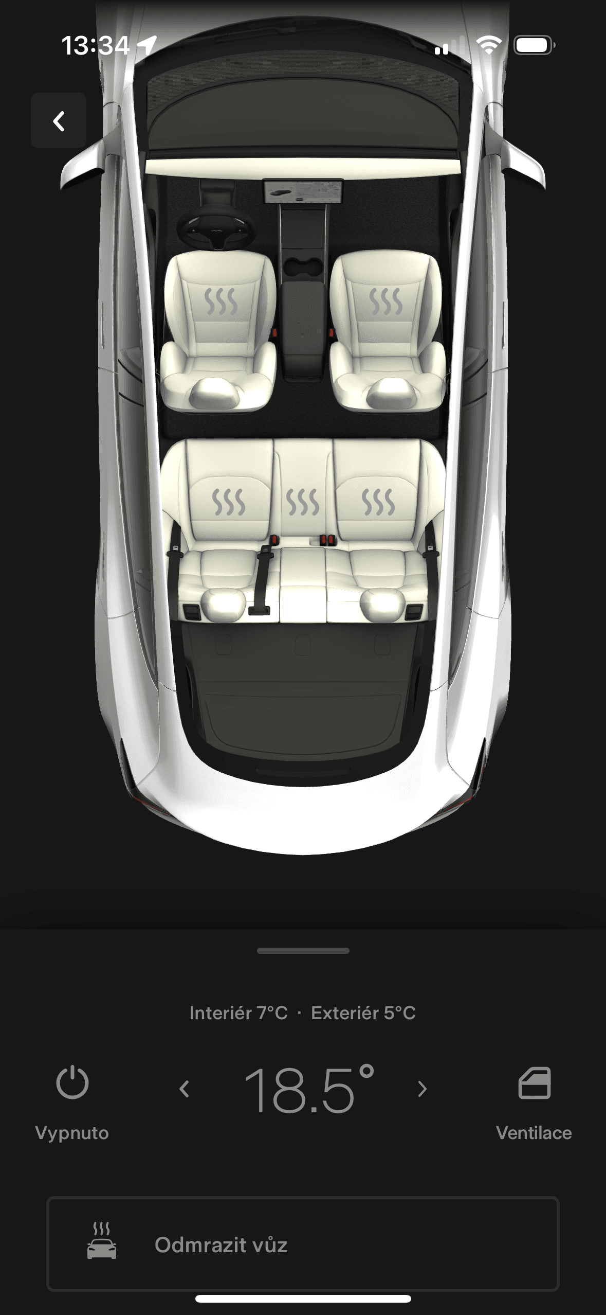 Tesla Model 3 a mobilní aplikace