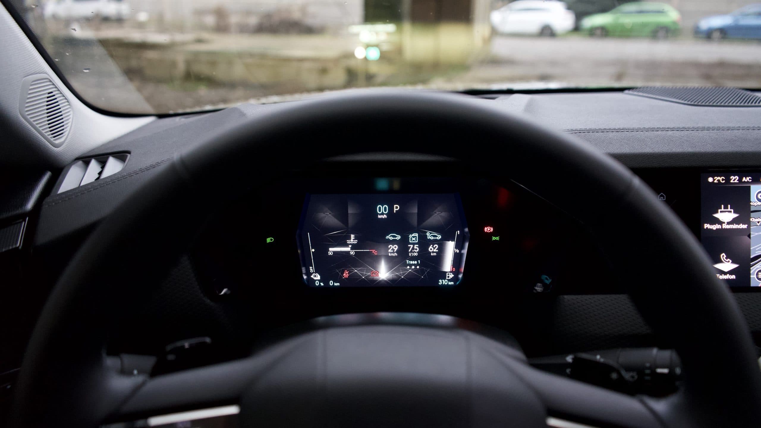 Palubní displej vozu DS 4 E-Tense 225