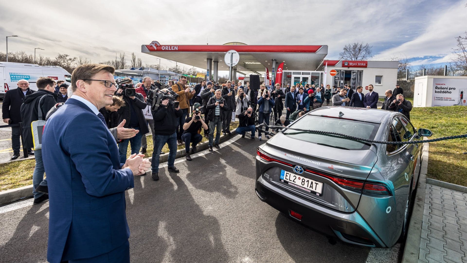 Vodíková čerpací stanice v Praze na Barrandově, Orlen Benzina