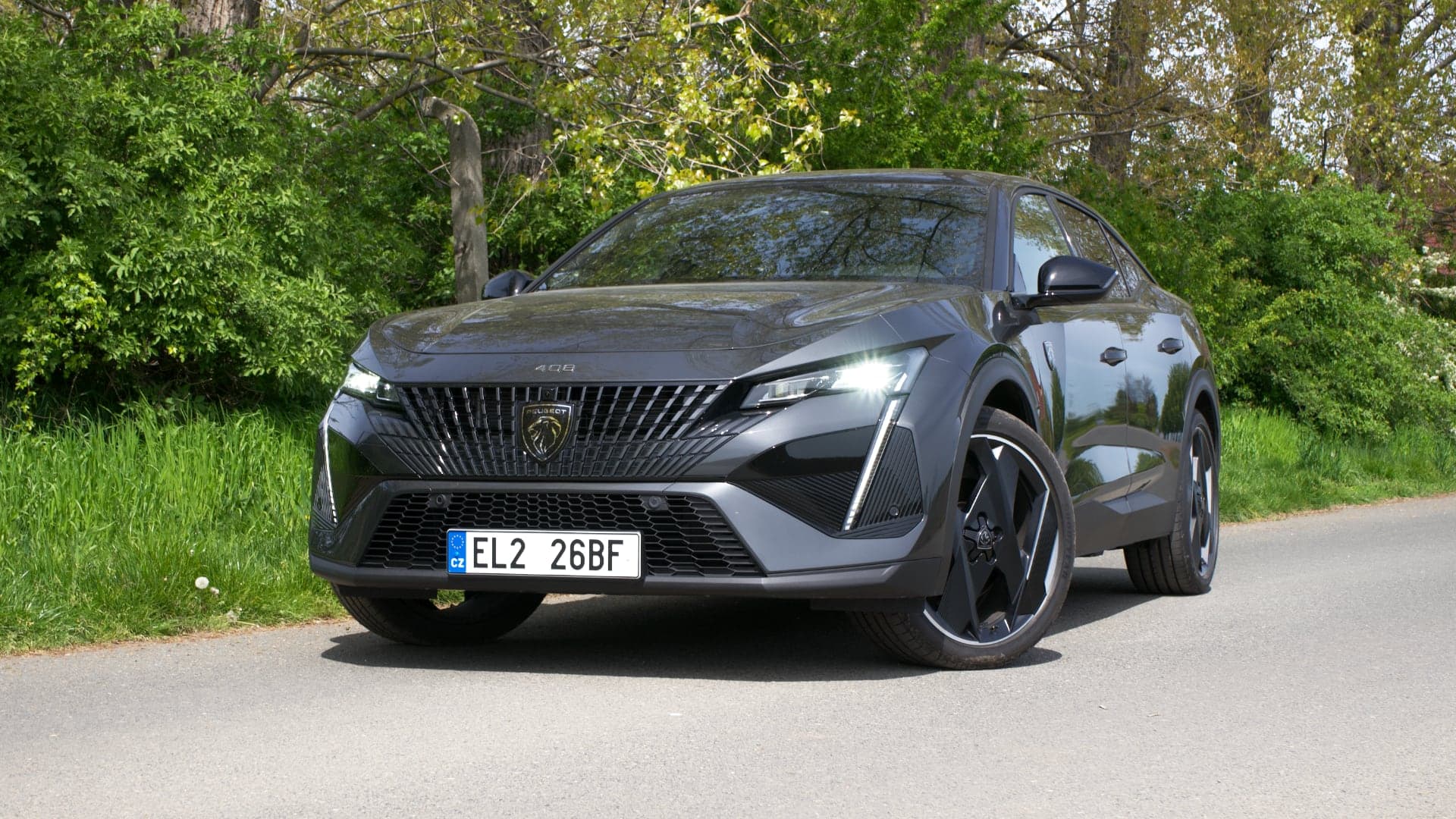 Peugeot 408 GT Plug-in hybrid 225 test