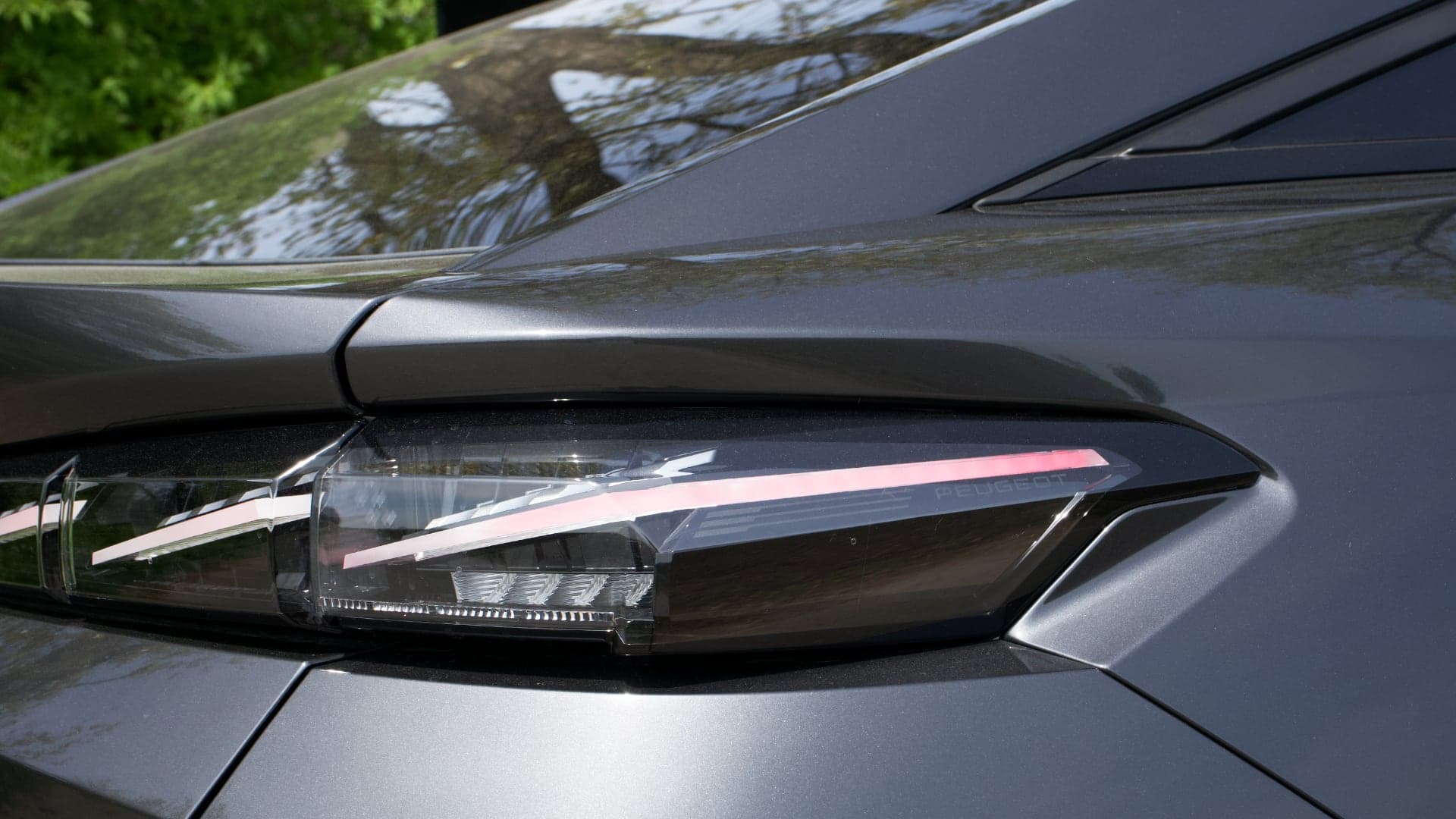 Peugeot 408 GT Plug-in hybrid 225 test