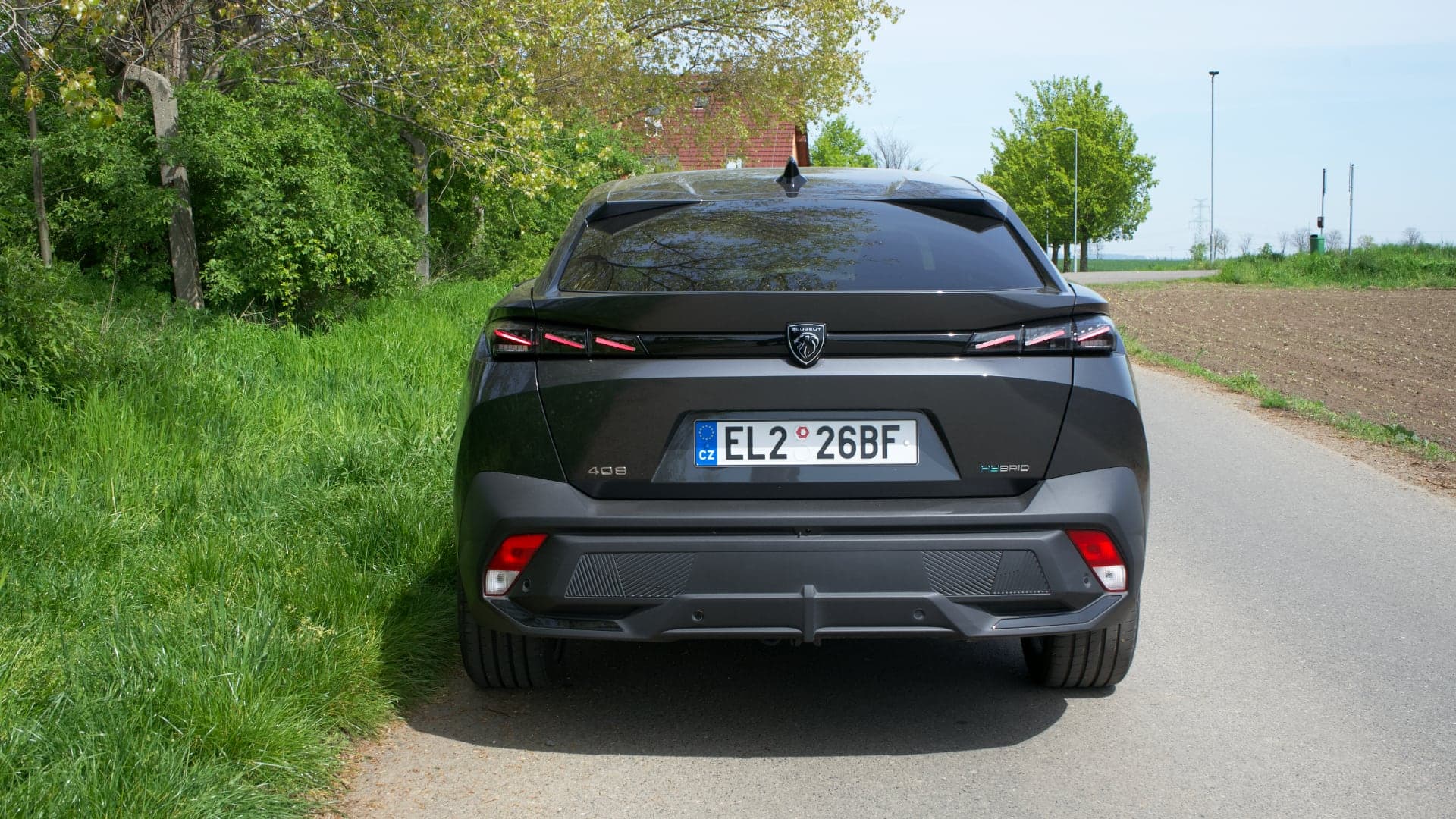 Peugeot 408 GT Plug-in hybrid 225 test