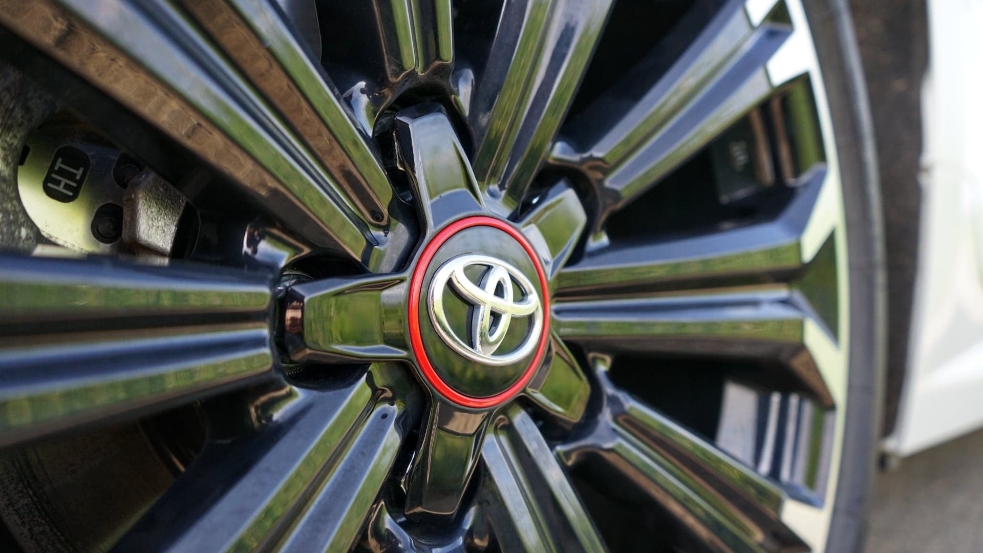 Toyota Corolla Hybrid 1.8 test