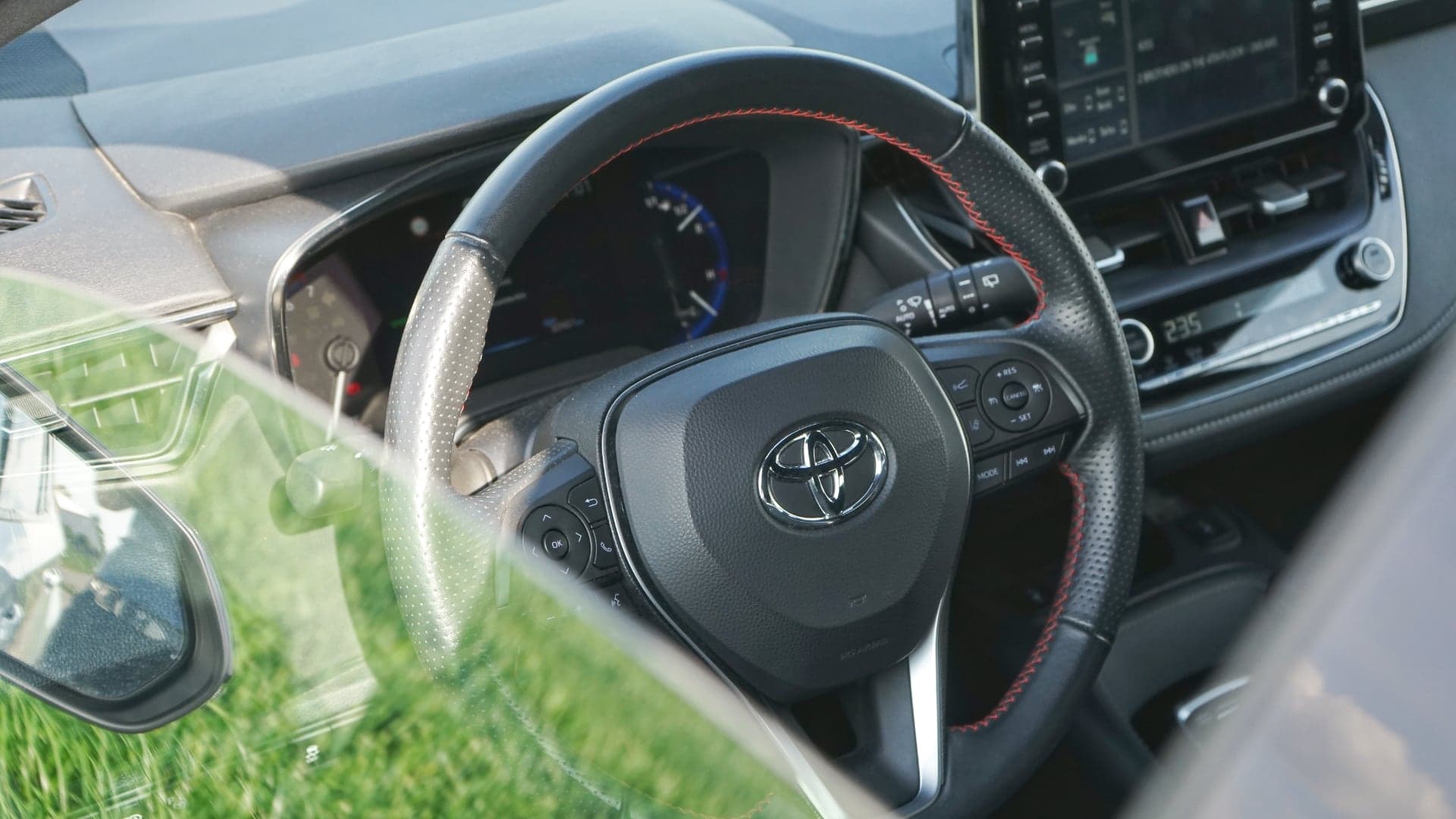 Toyota Corolla Hybrid 1.8 test