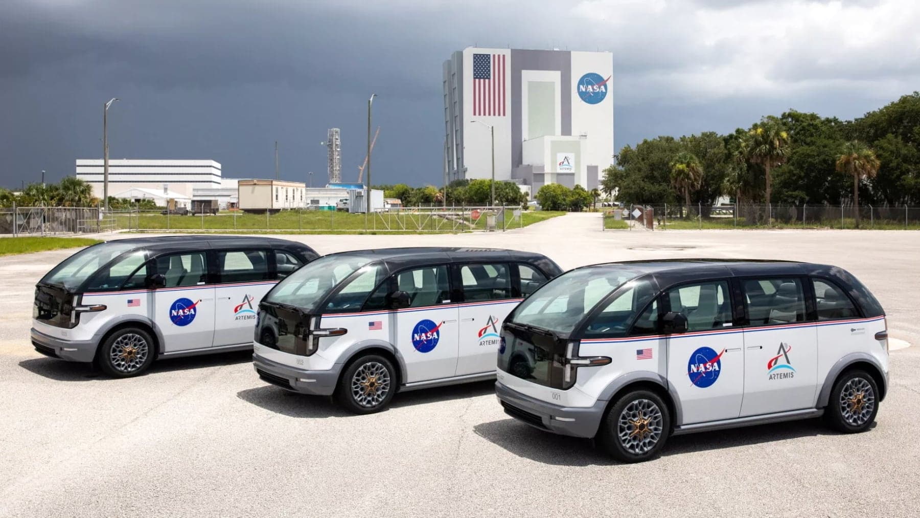 NASA a její nové CTV elektromobily Canoo