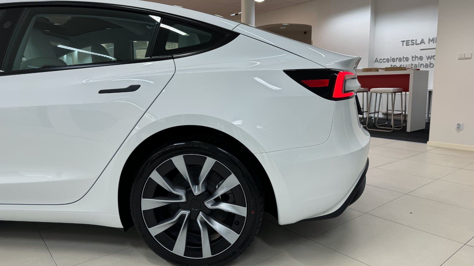 Tesla Model 3 Highland