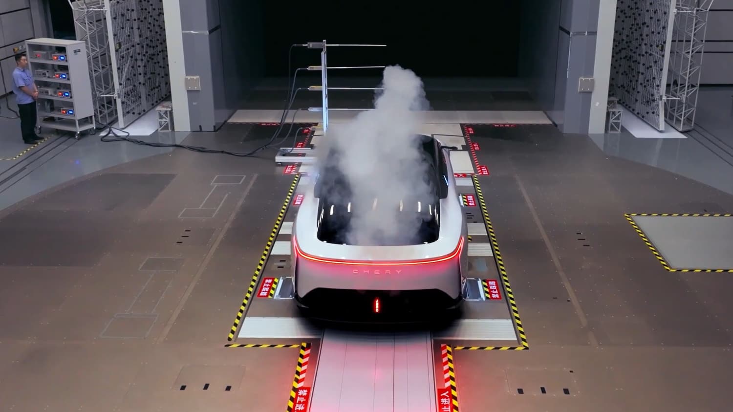 Při oficiálních testech dosáhl koncept Chery rekordně nízké hodnoty odporu vzduchu | Zdroj: Weibo