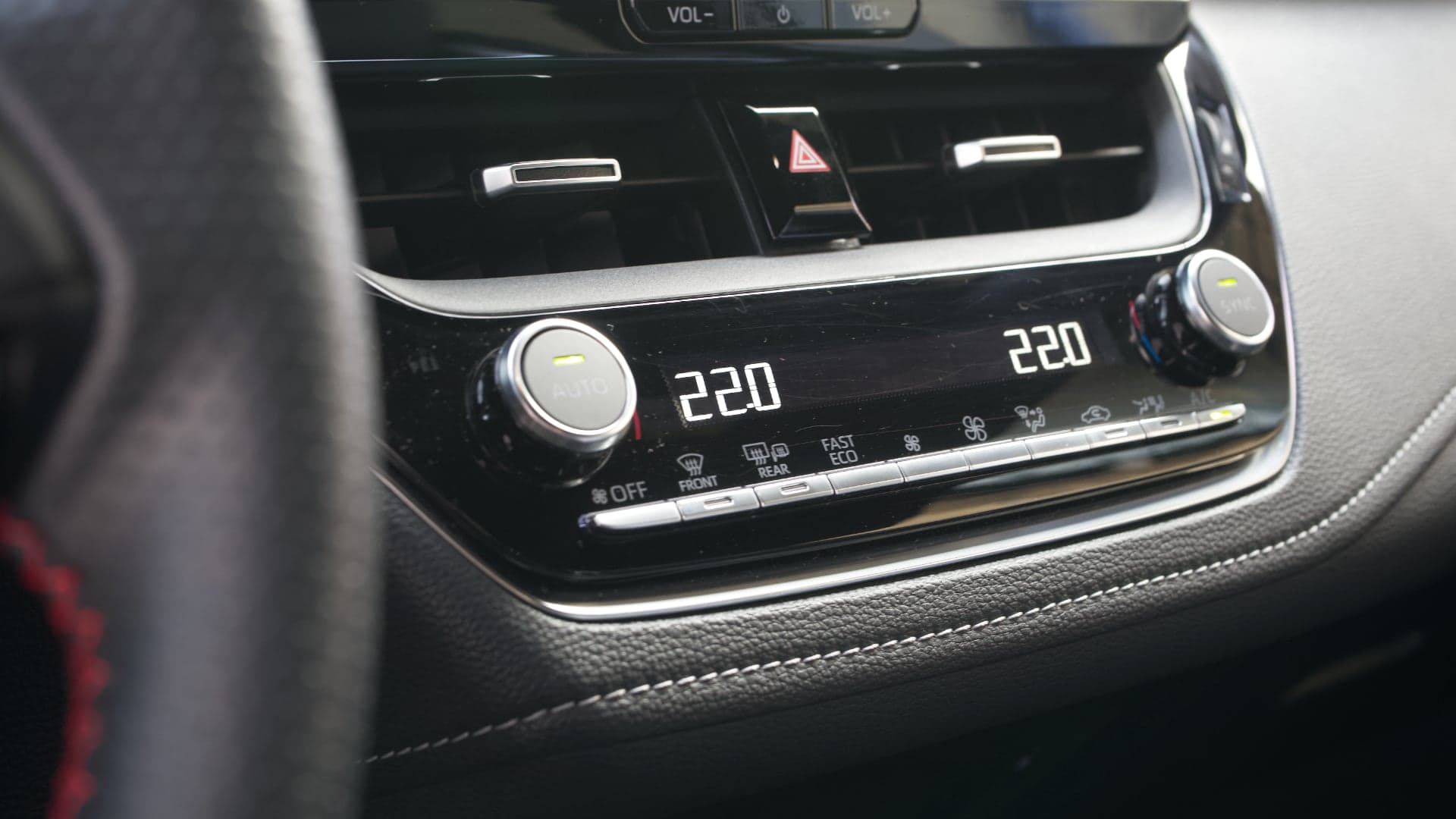 Toyota Corolla Hybrid 2023 test