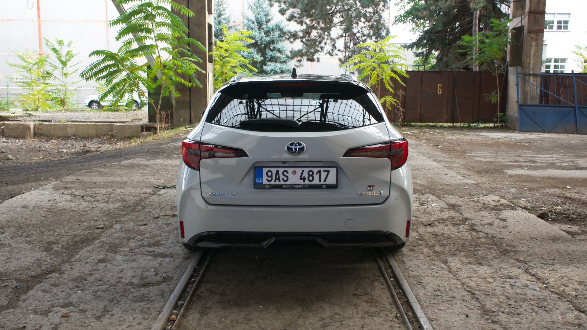 Toyota Corolla Hybrid 2023 test