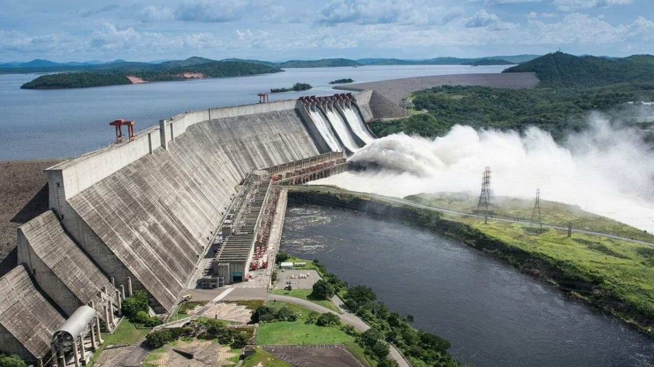 Venezuelská vodní elektrárna Guri