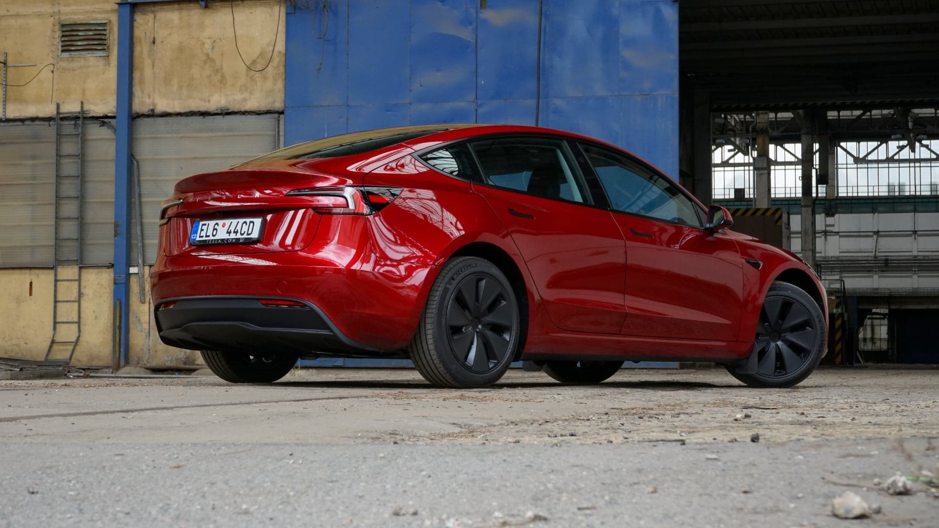 Nová Tesla Model 3 (2024) alias Highland test