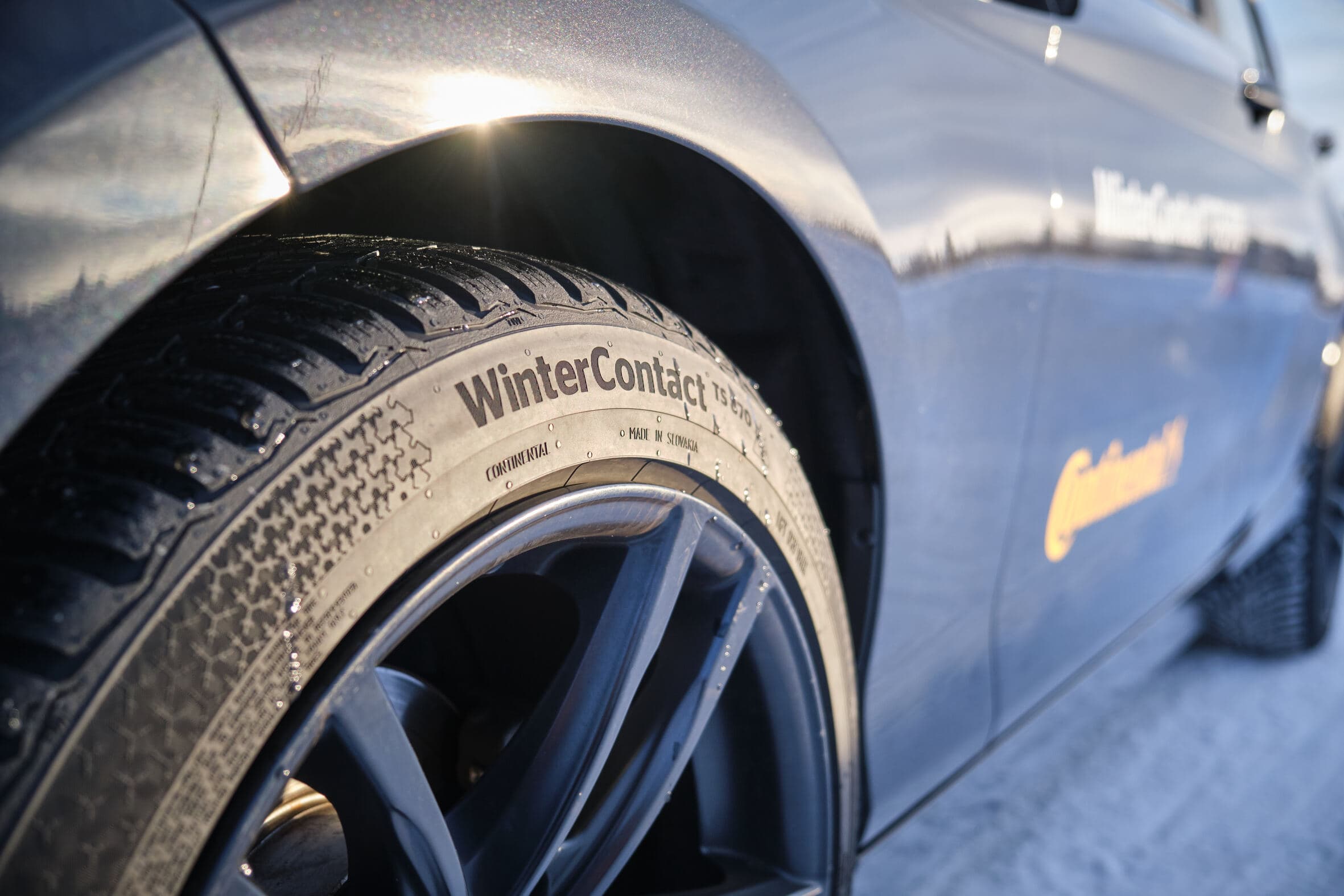 V Auto Zeitung testovali osm zimních pneu v rozměru 225/45 R17