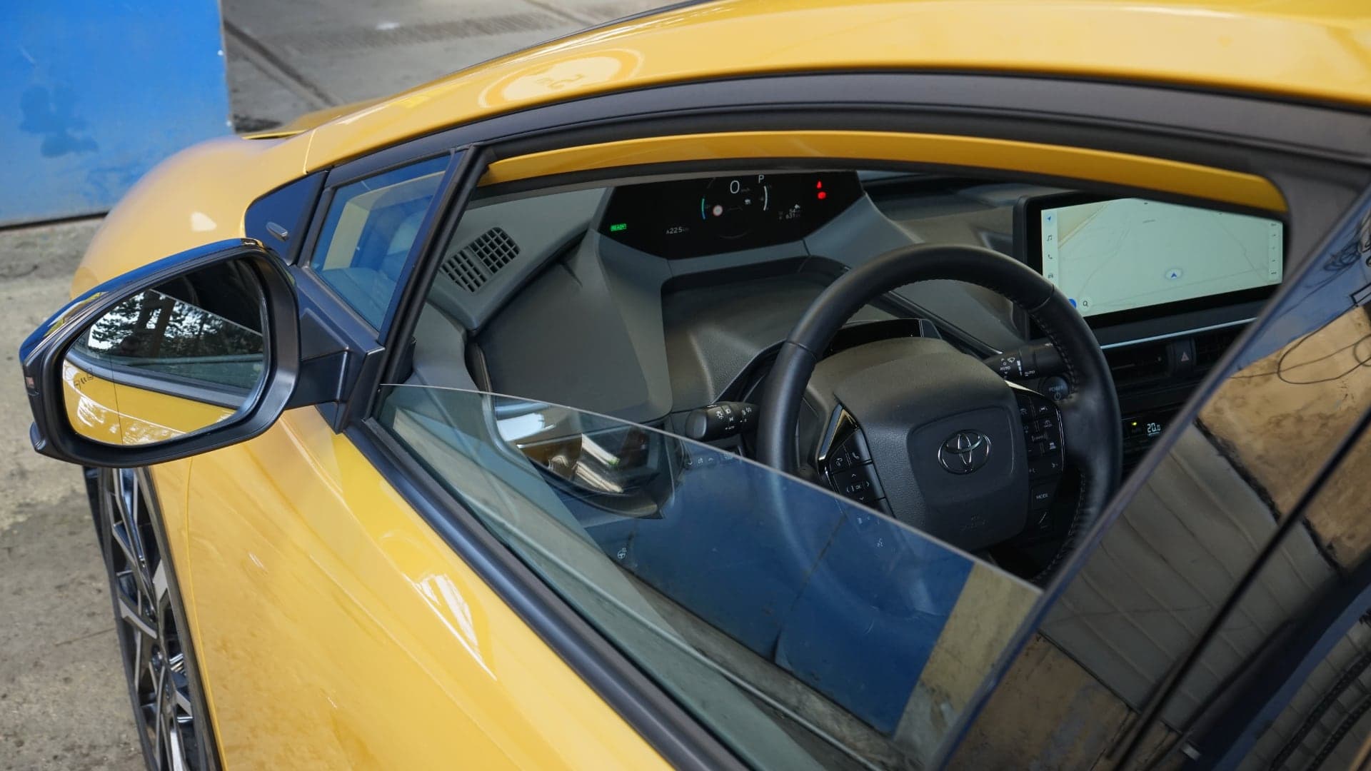 Toyota Prius (2023) 5. generace test