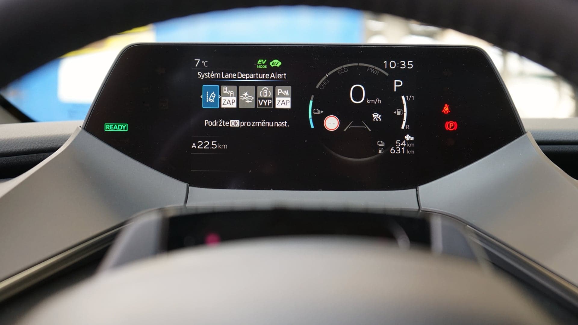 Toyota Prius (2023) 5. generace test