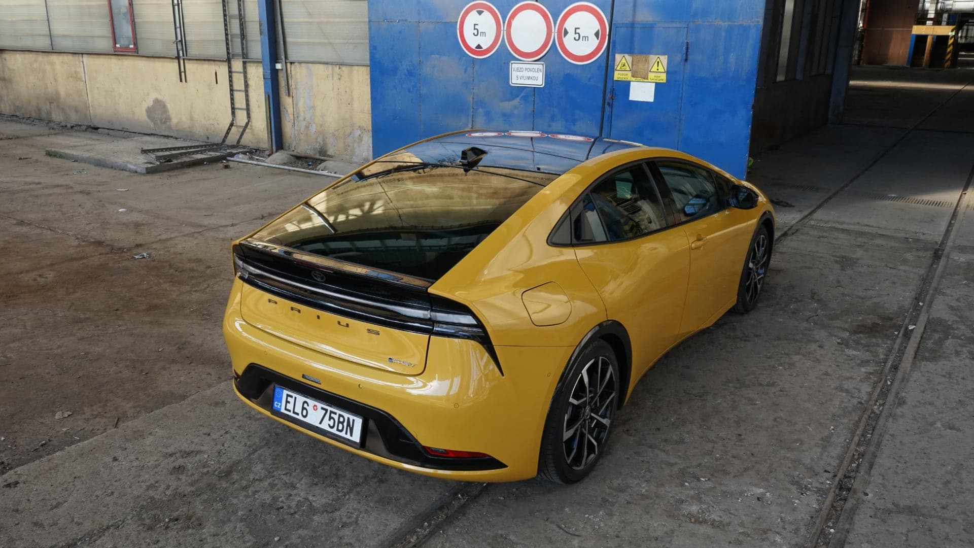 Toyota Prius (2023) 5. generace test