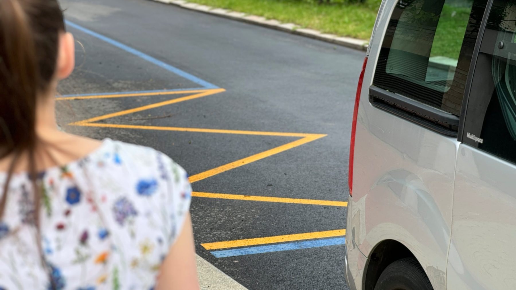 Parkování v Praze, modrá zóna | foto: Luboš Srb