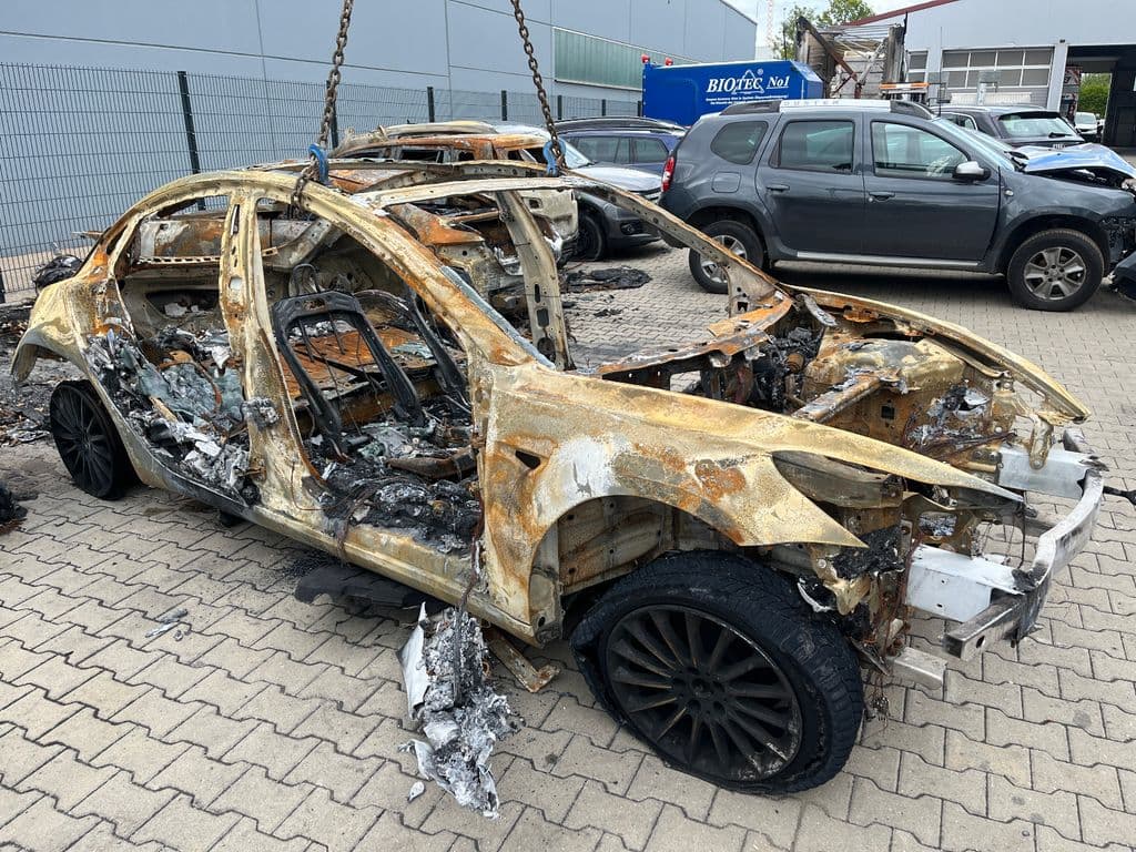Nejlevnější Tesla Model 3 z německého inzerátu