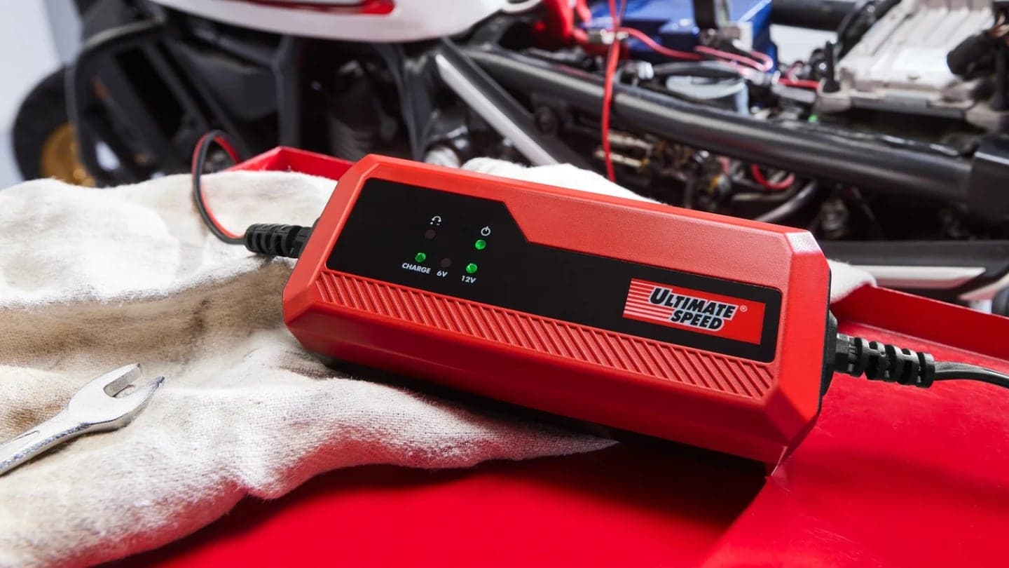 Nabíječka autobaterií ULTIMATE SPEED ULGD 1.0 A1