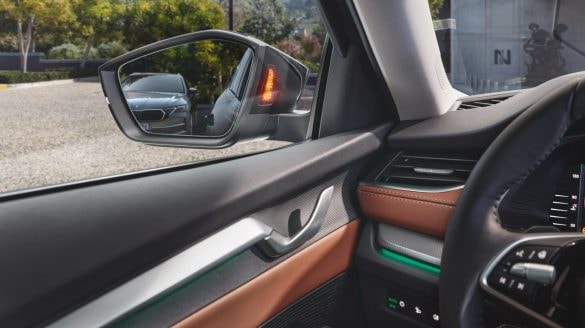 BMW mají nebezpečné dveře. Majitel vozu vysoudil odškodné téměř 40 milionů