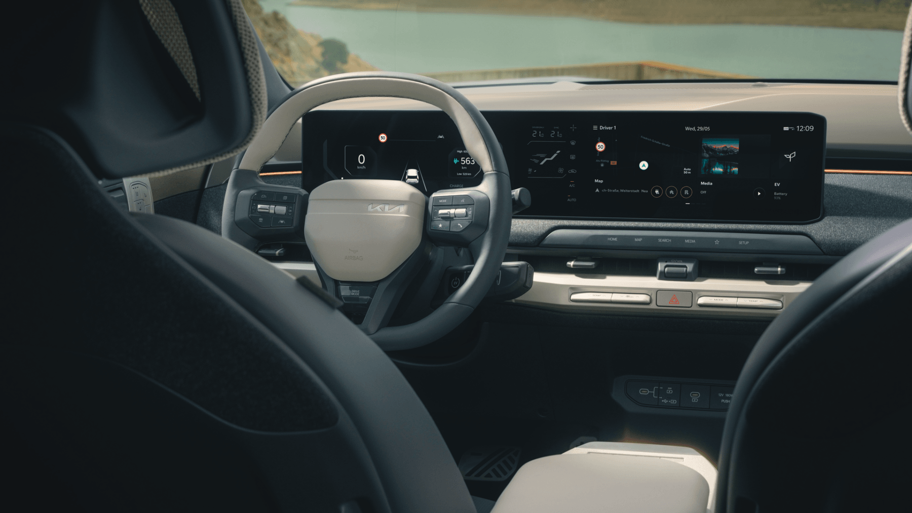 Kia EV3, interiér a přístrojová deska | foto: Kia