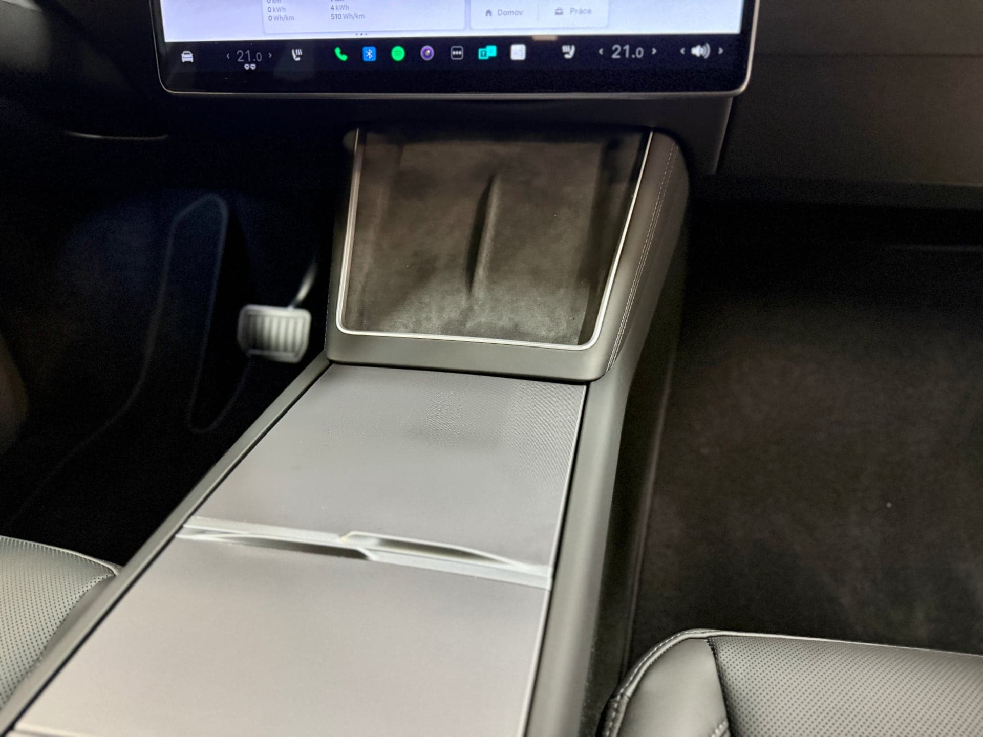 Středový tunel, Tesla Model Y Juniper | foto: Luboš Srb