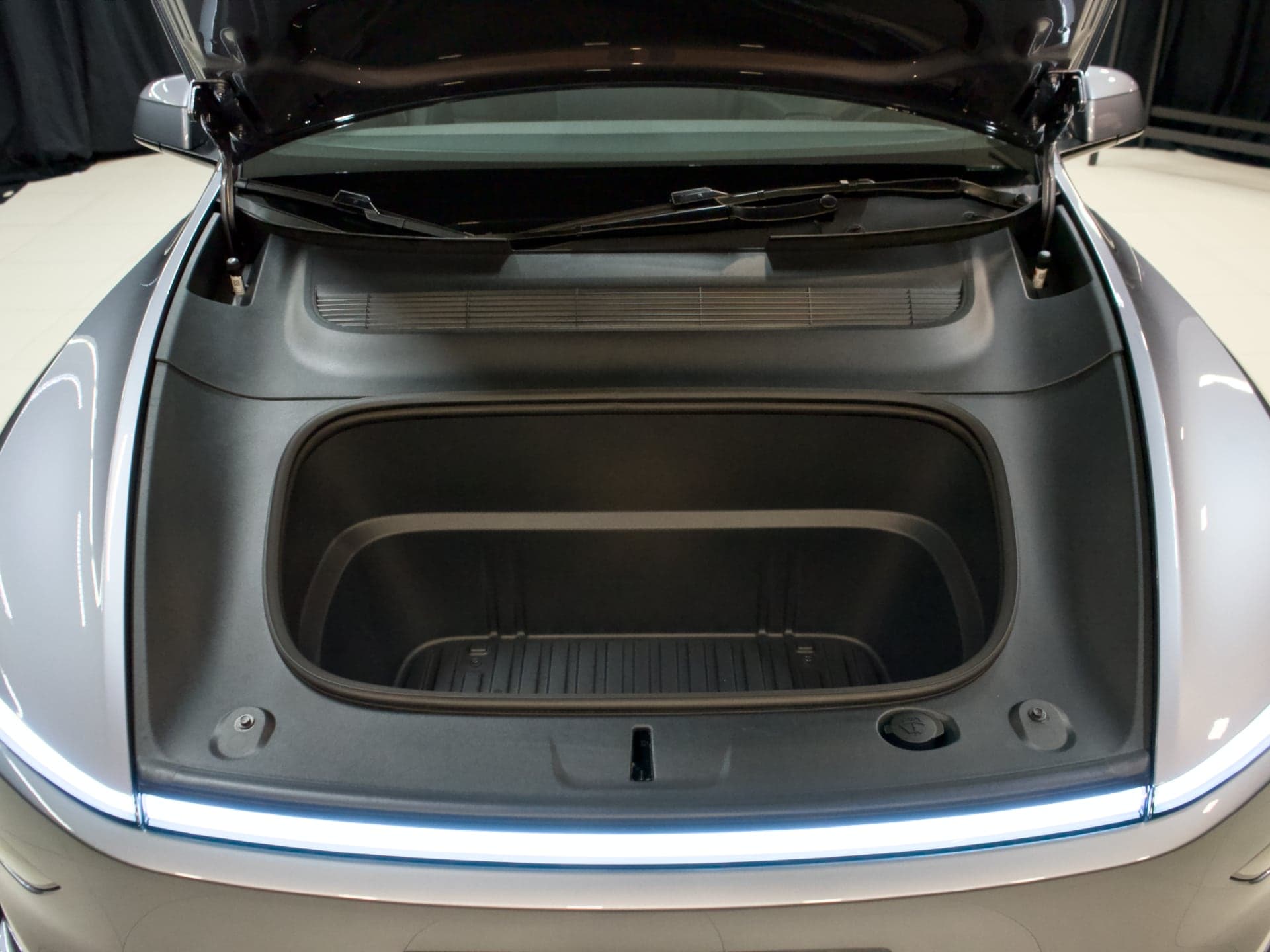 Přední kufr, Tesla Model Y Juniper | foto: Luboš Srb