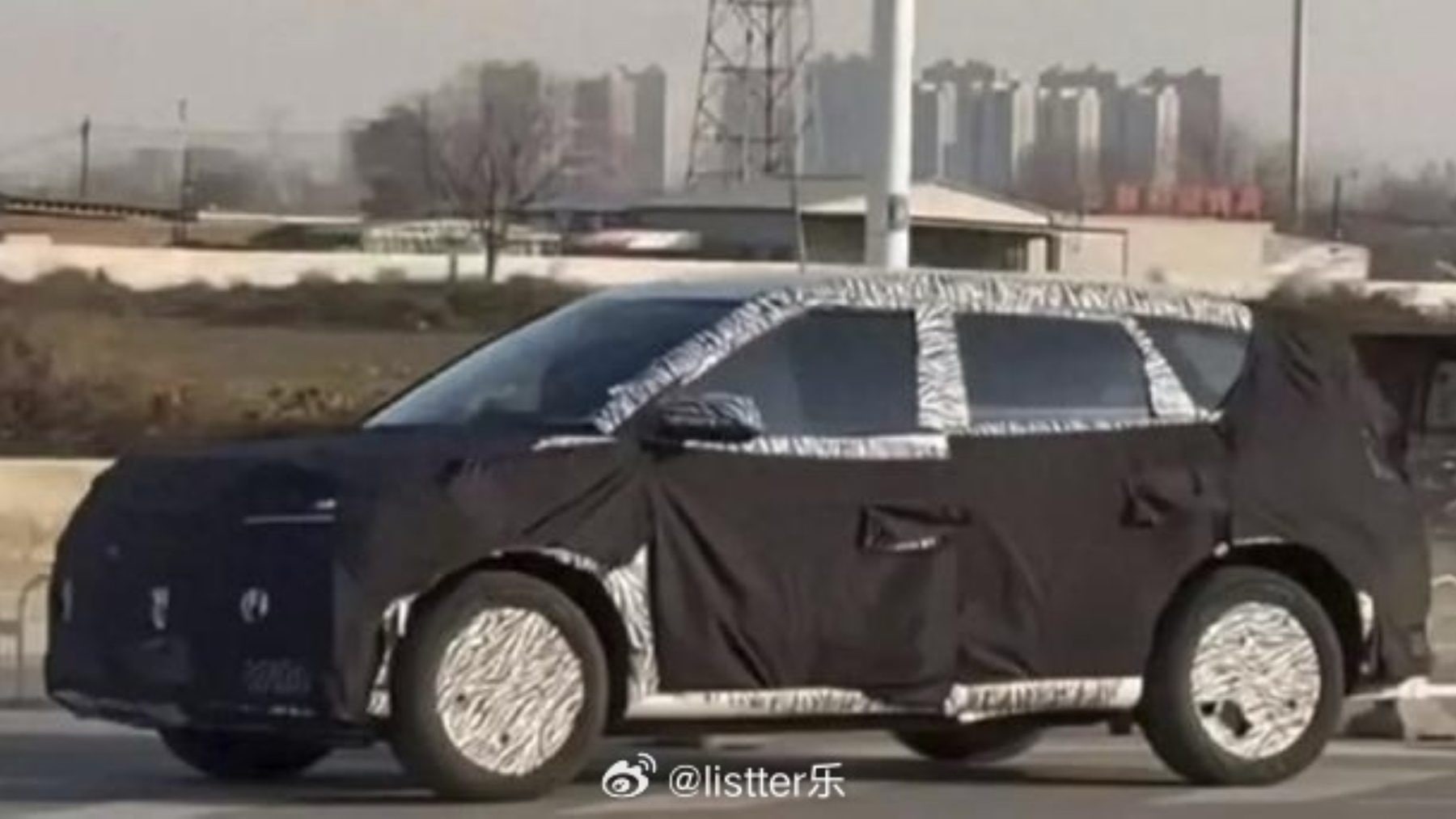 Maskovaný prototyp Xiaomi YU9 | foto: Weibo