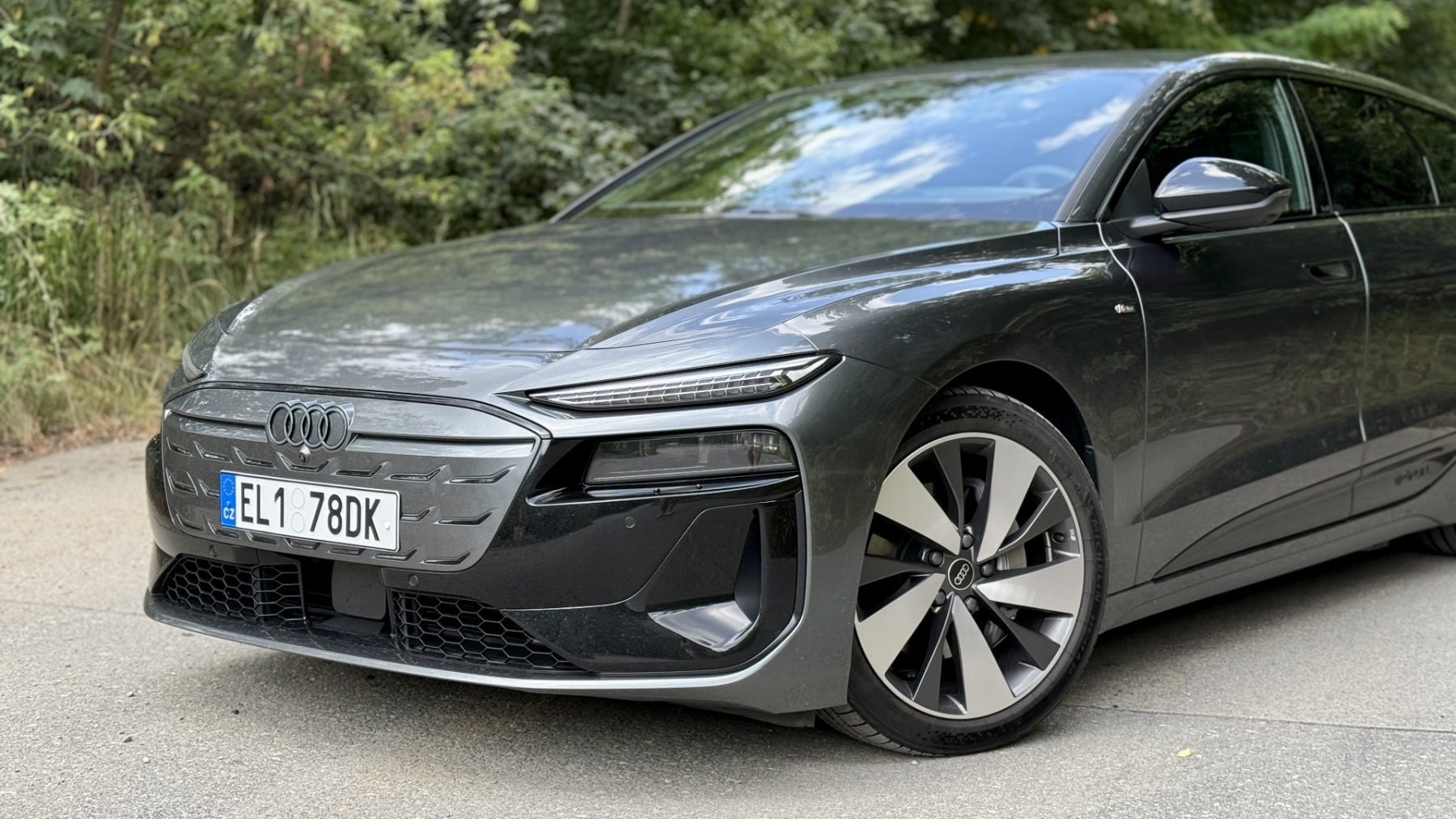 Audi A6 Avant e-tron | foto: Roman Macháč