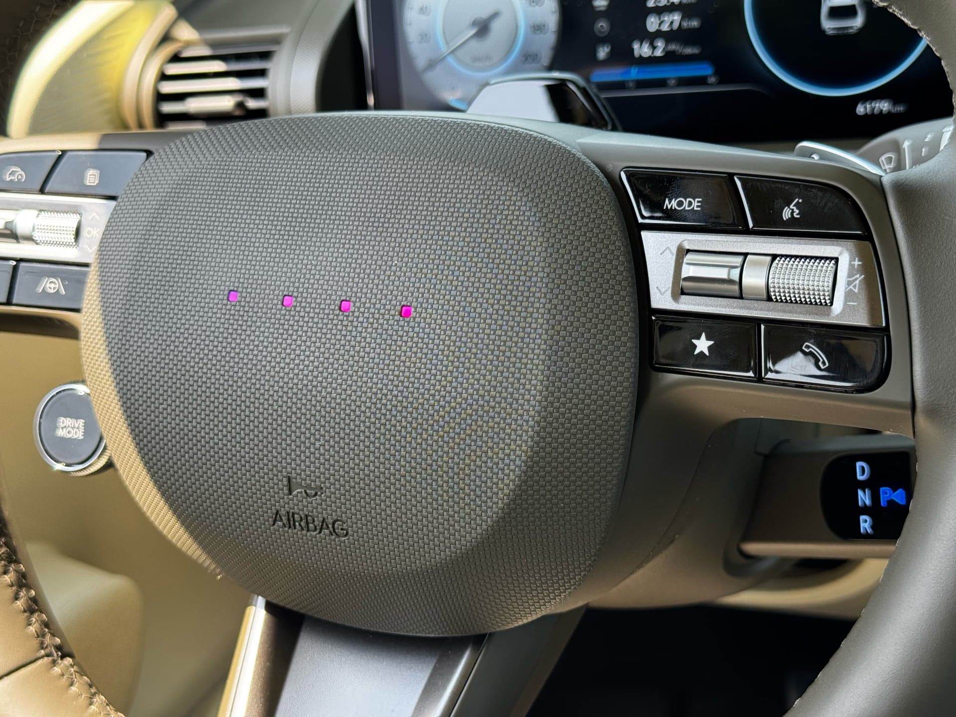 Hyundai Inster, detail volantu | foto: Tomáš Drahoňovský