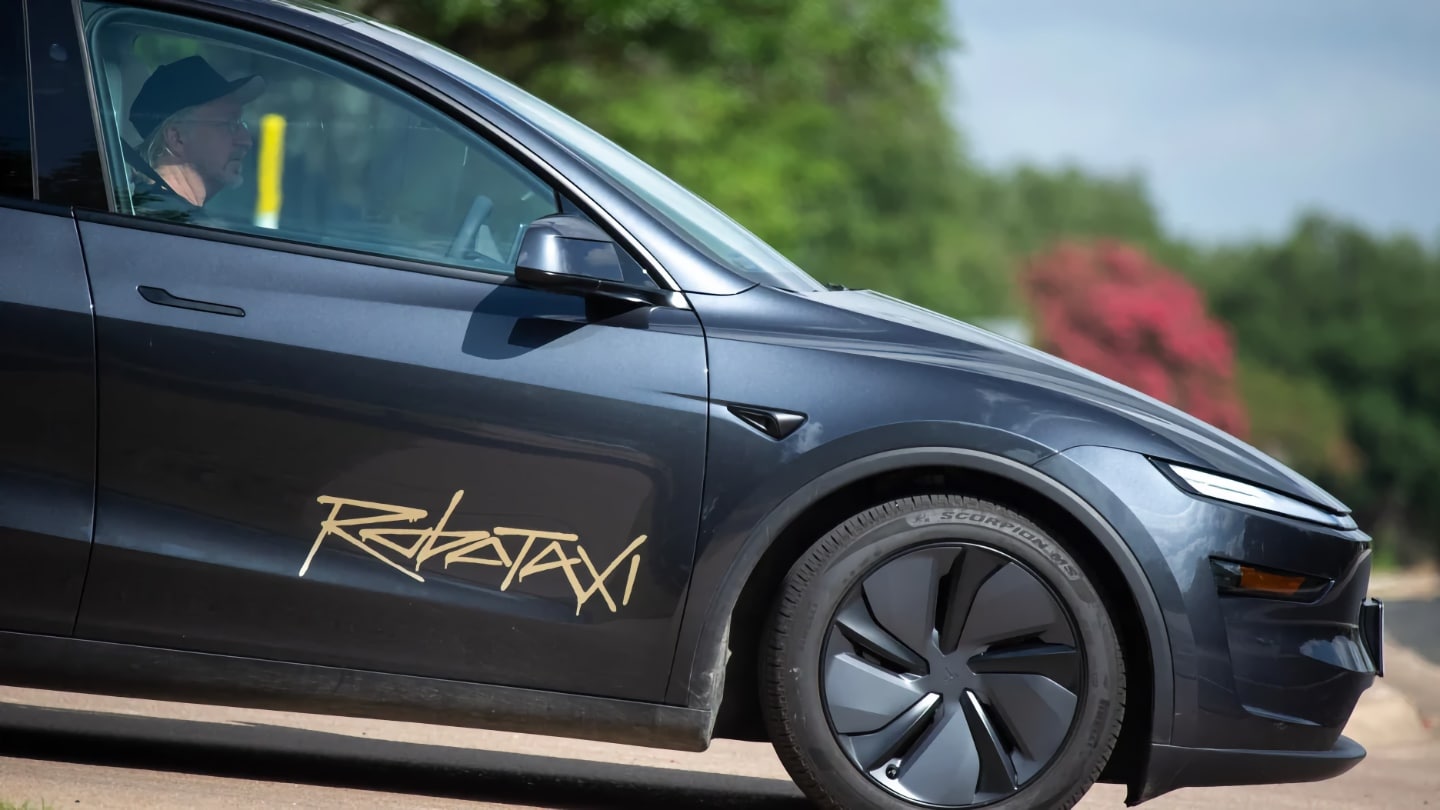 Tesla Robotaxi | foto: Mashable
